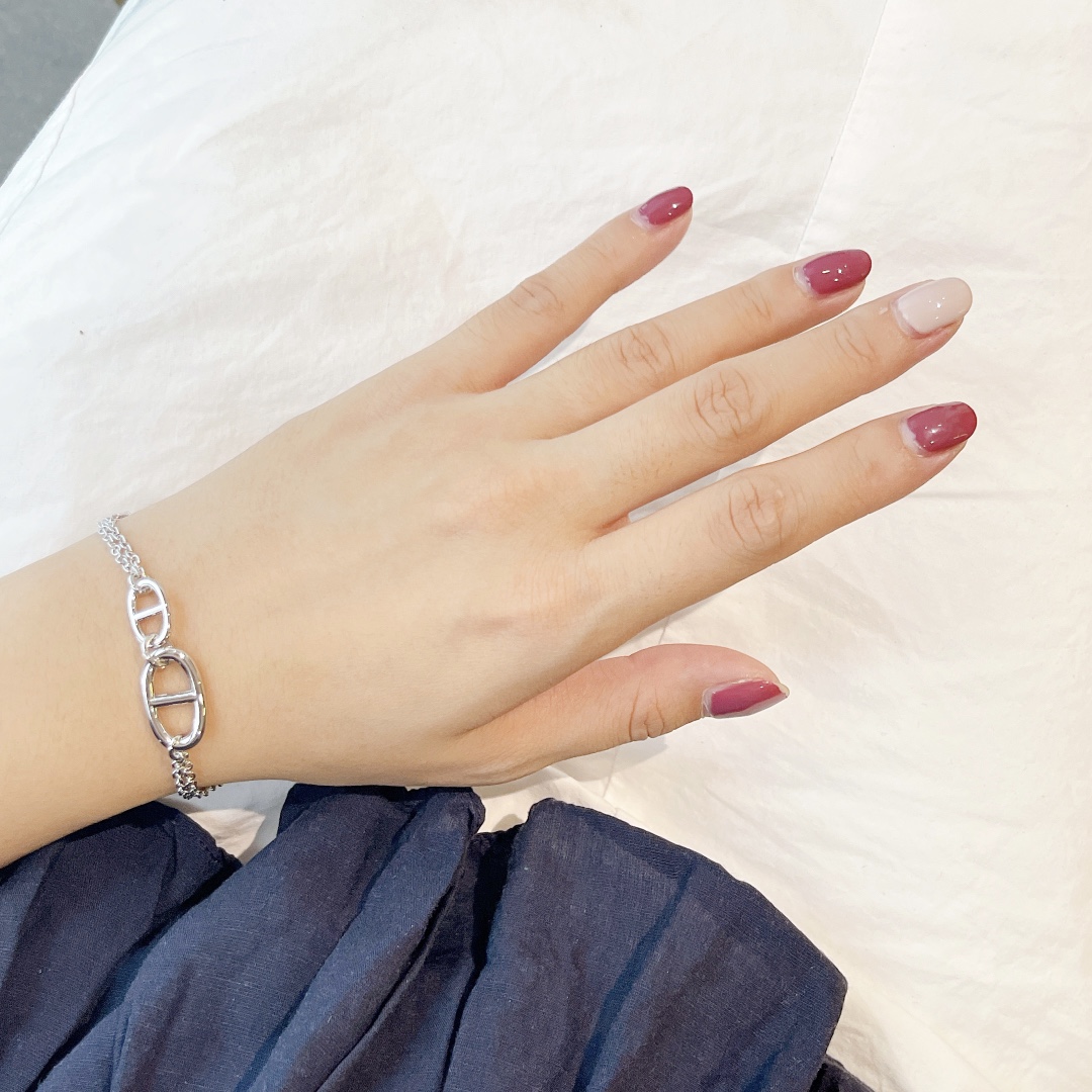 Hermes bracelet