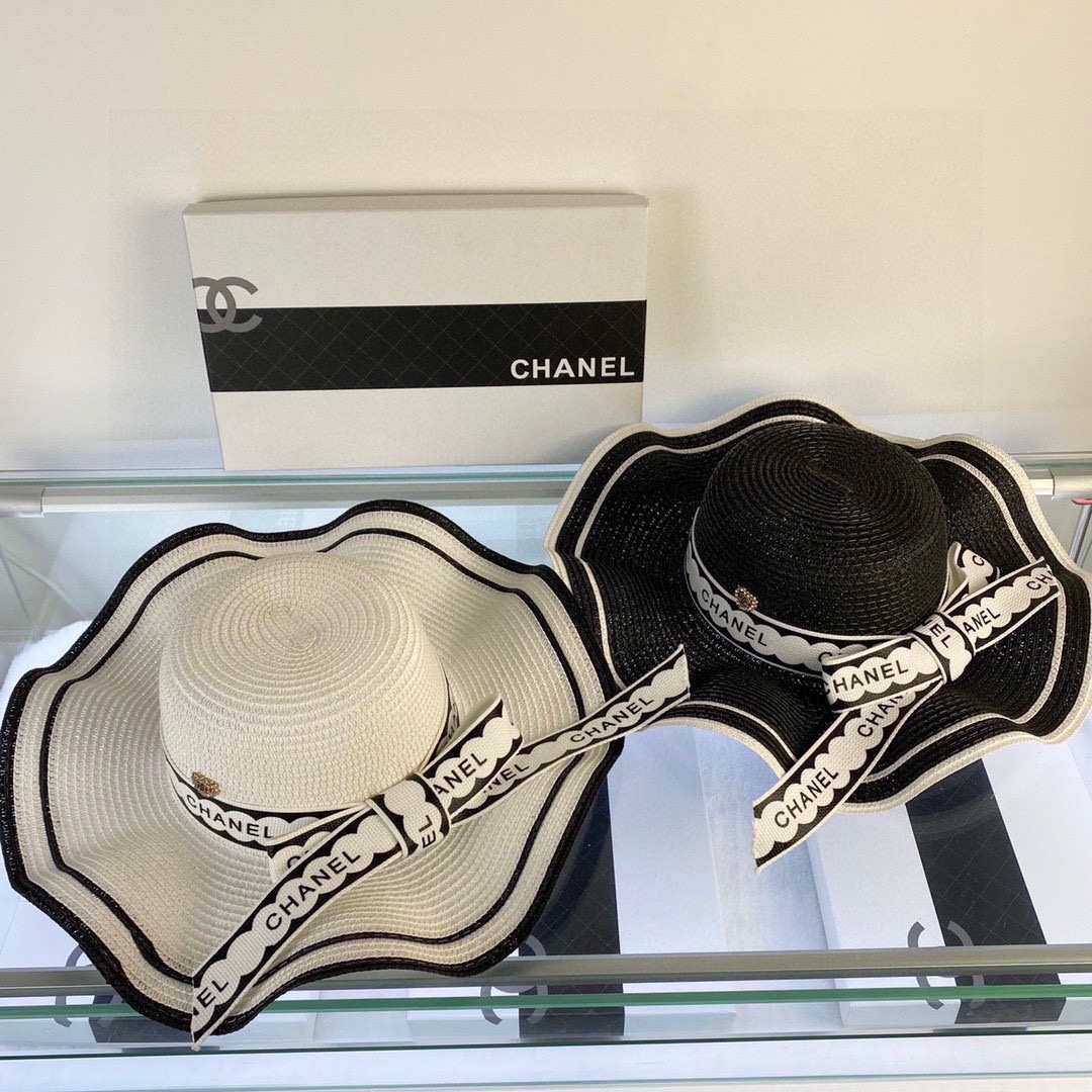 [Chanel Chanel] 2023 new straw wavy sunshade straw hat with ruffles 🤩 beach style, simple and elegant