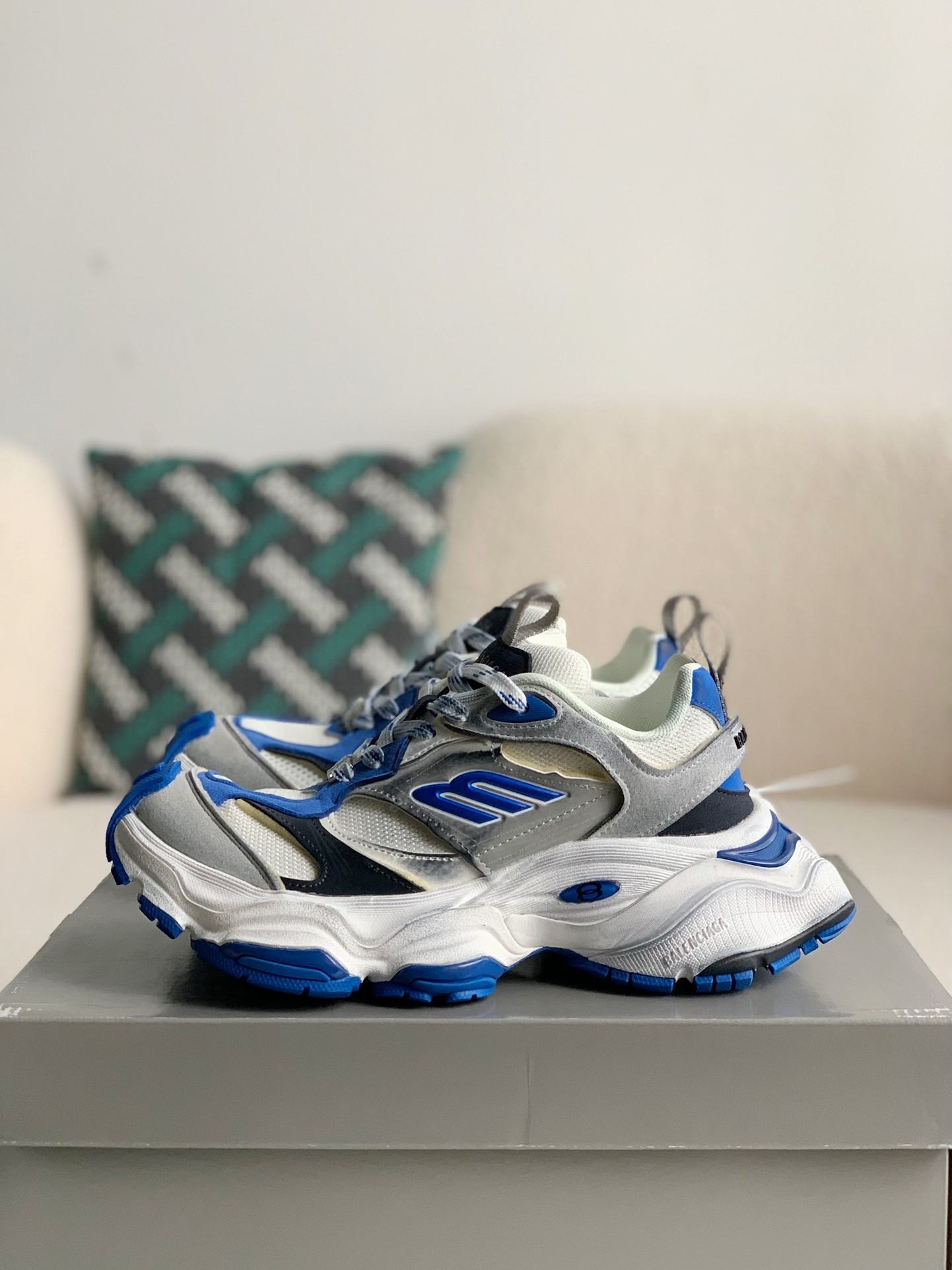 Balenciaga Runner Sneaker