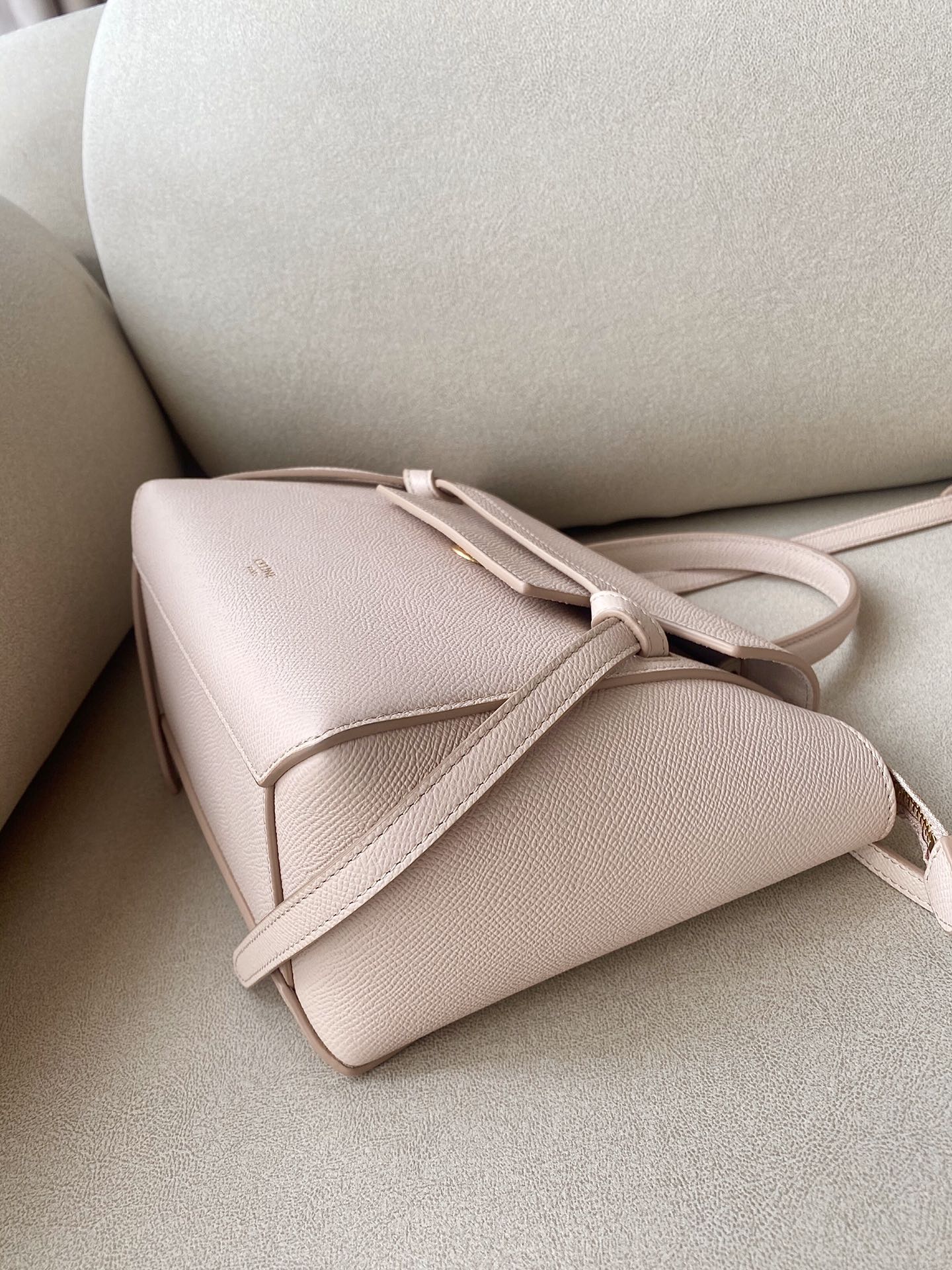 𝐂𝐞𝐥𝐢𝐧𝐞 Belt Bag Catfish Bag Small Grained Calfskin