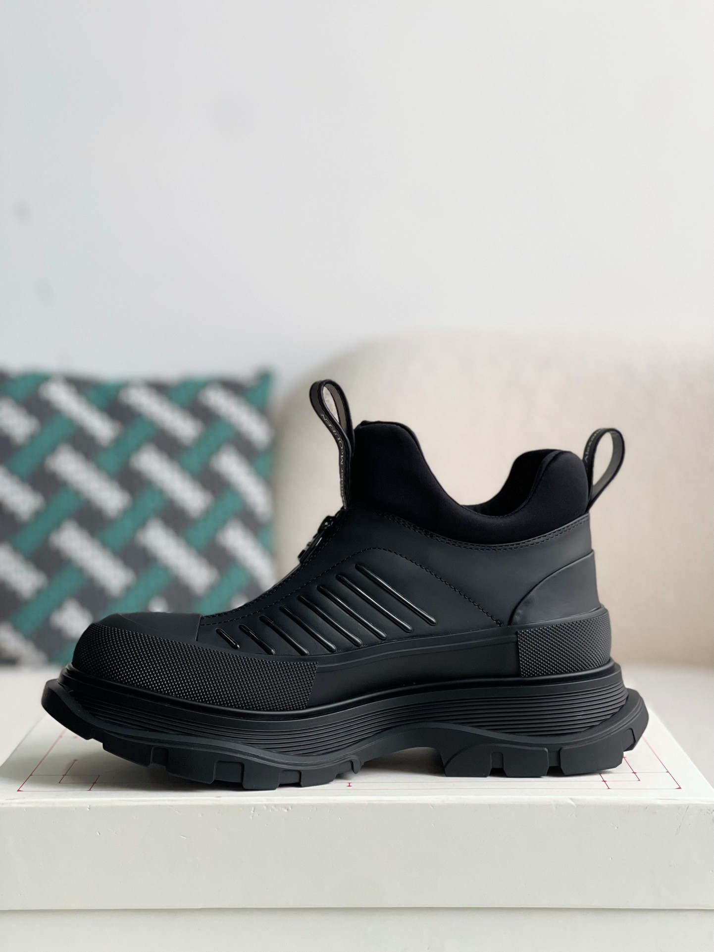 Alexander McQueen Sneakers