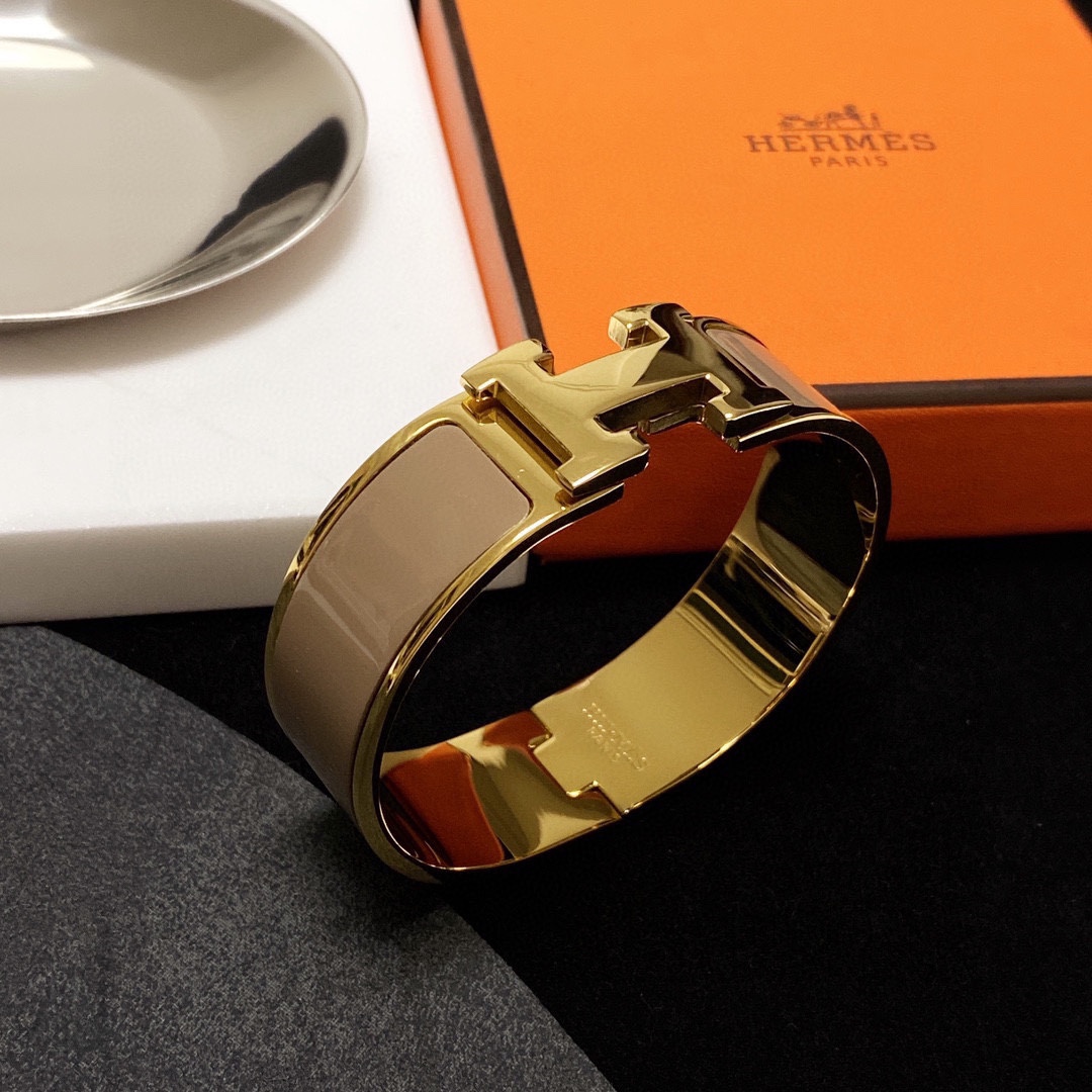 Hermes bracelet