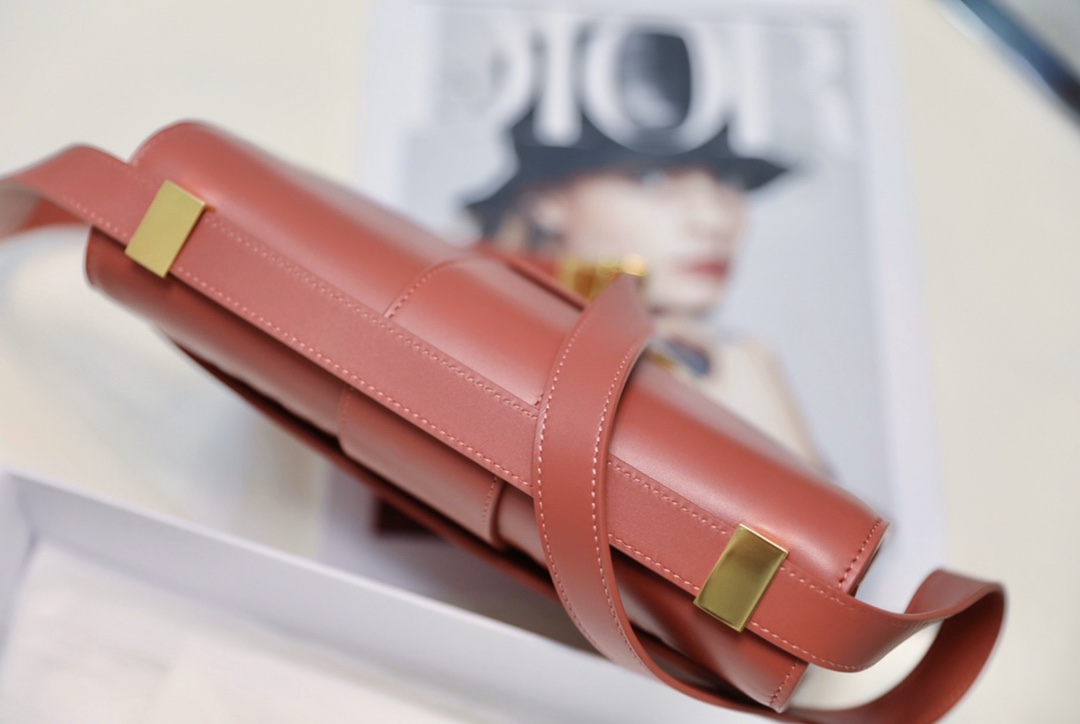 Montaigne Siena Miroir