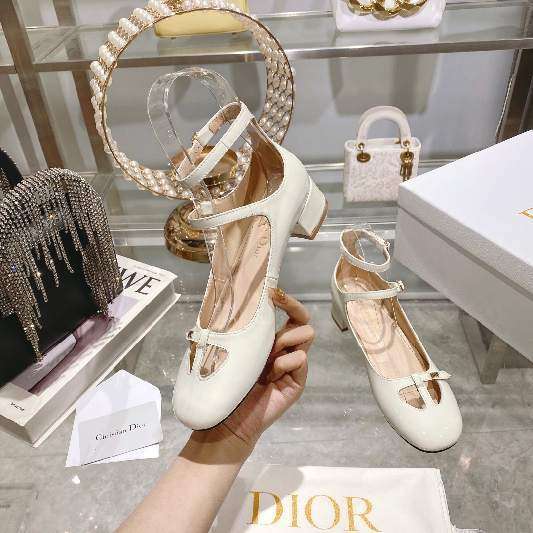 DIOR Retro Fashion Cutout Double Buckle Chunky Heel Mary Jane Shoes 3.5cm Beige