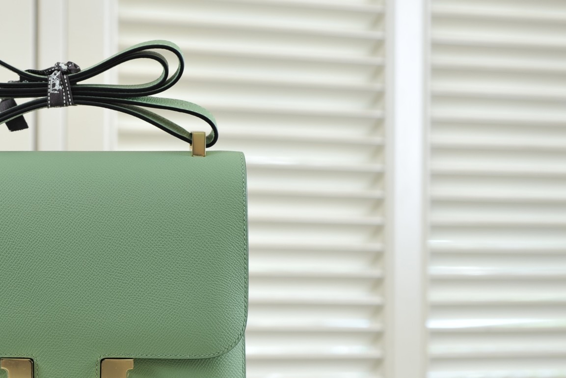 Kangkang 24 avocado green gold buckle epsom leather