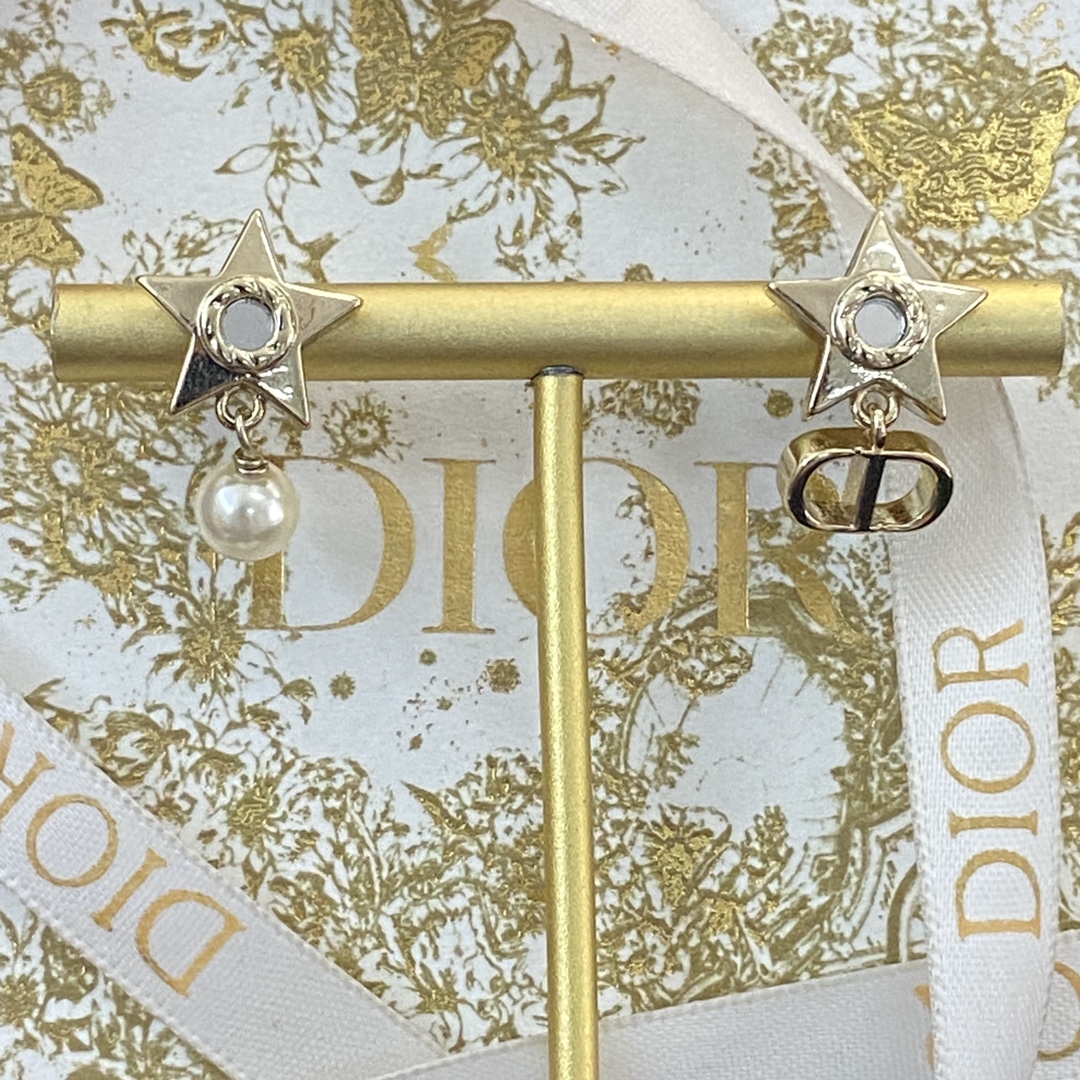Dior stud earrings