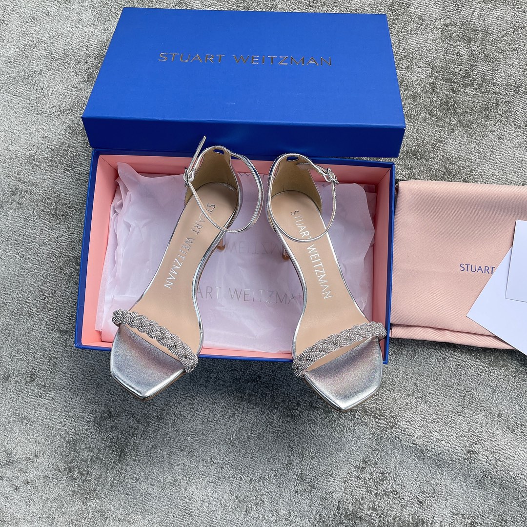 Stuar*t weitzma*n sandals