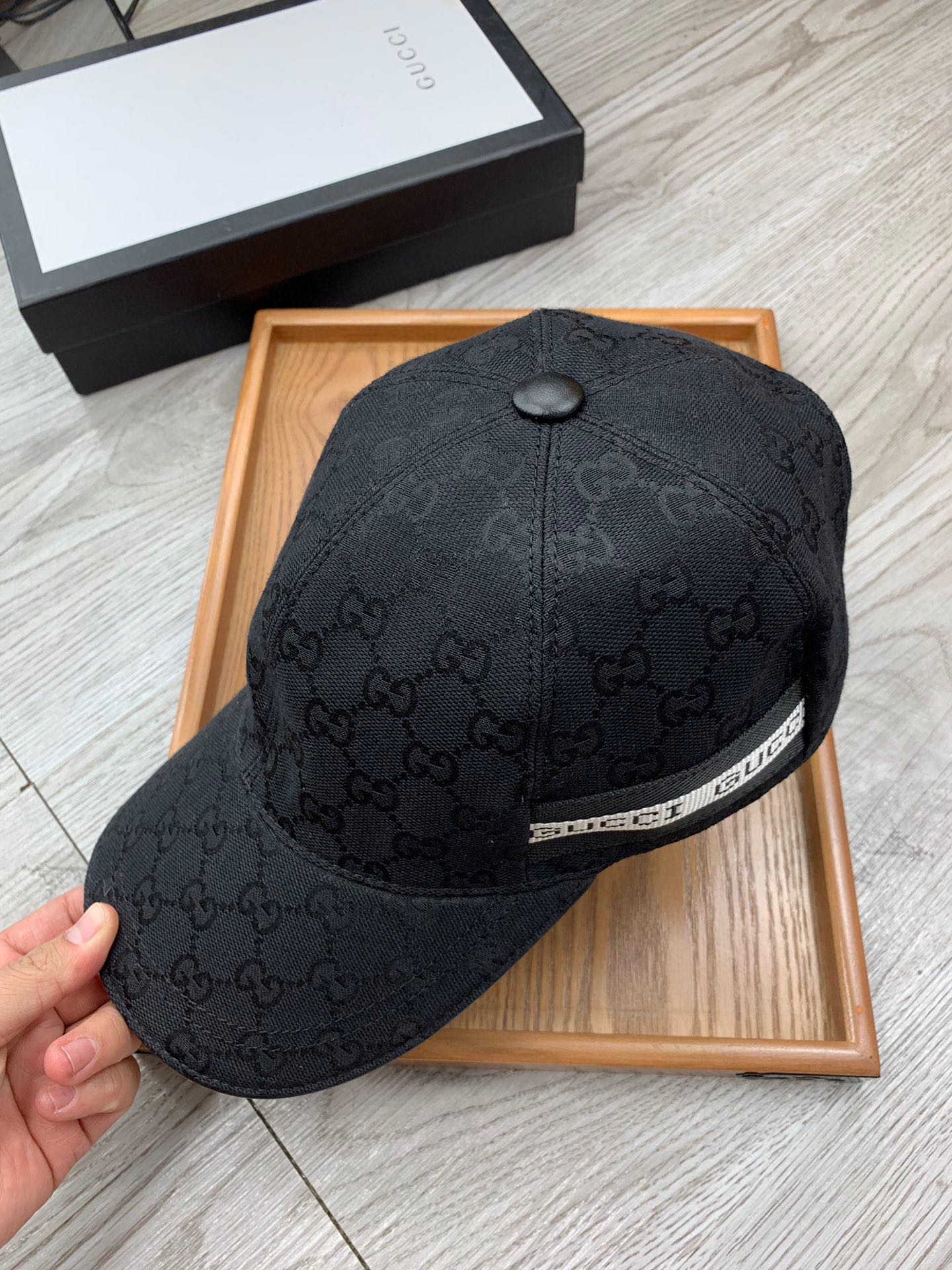 gucci baseball cap