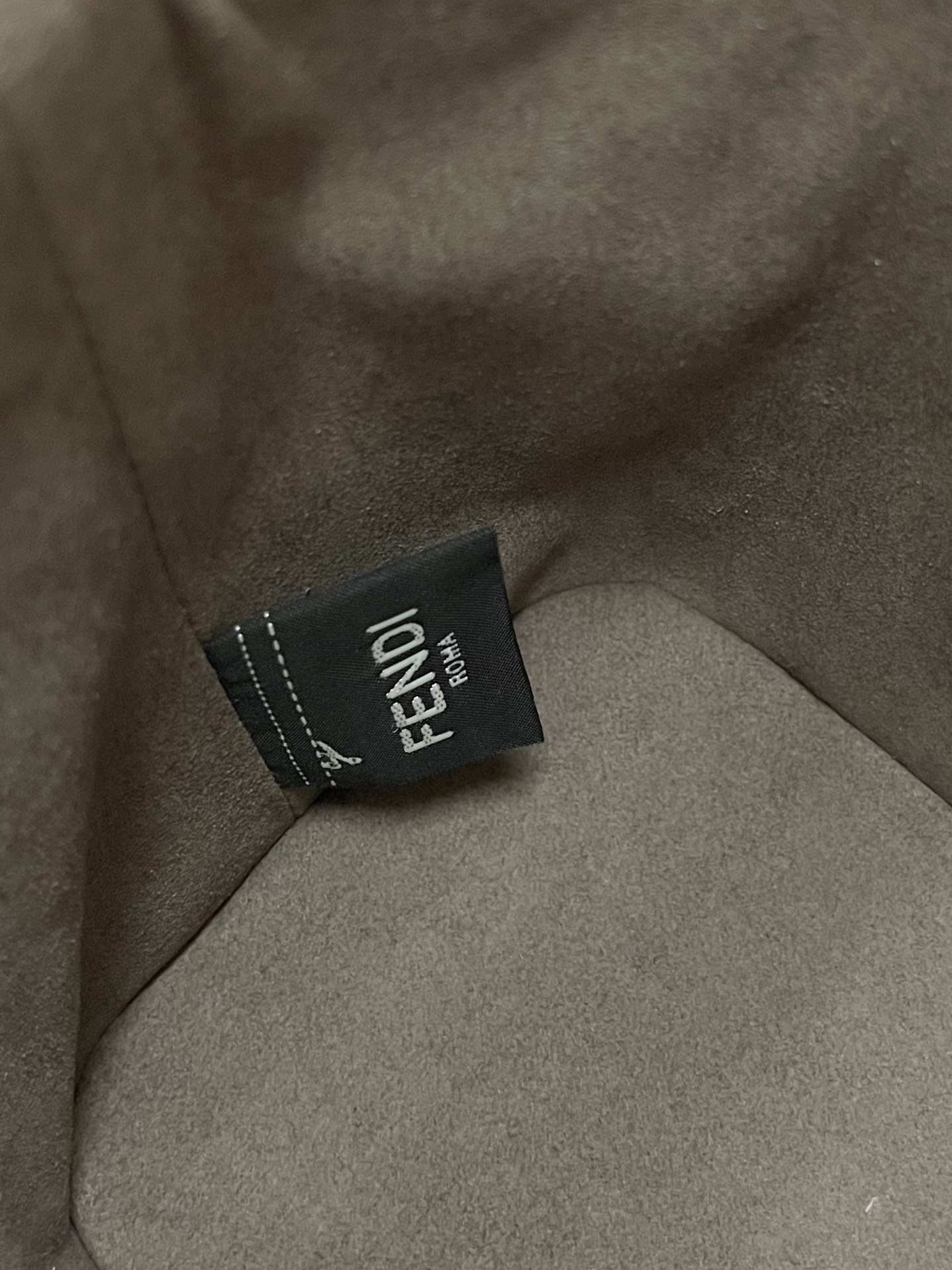 FENDI straw small bucket