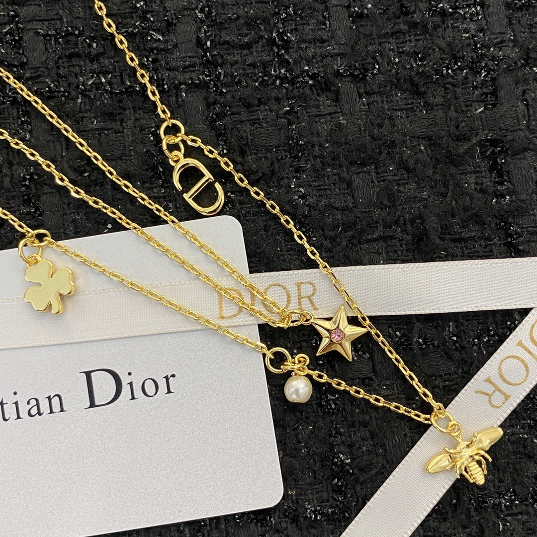 Dior necklace
