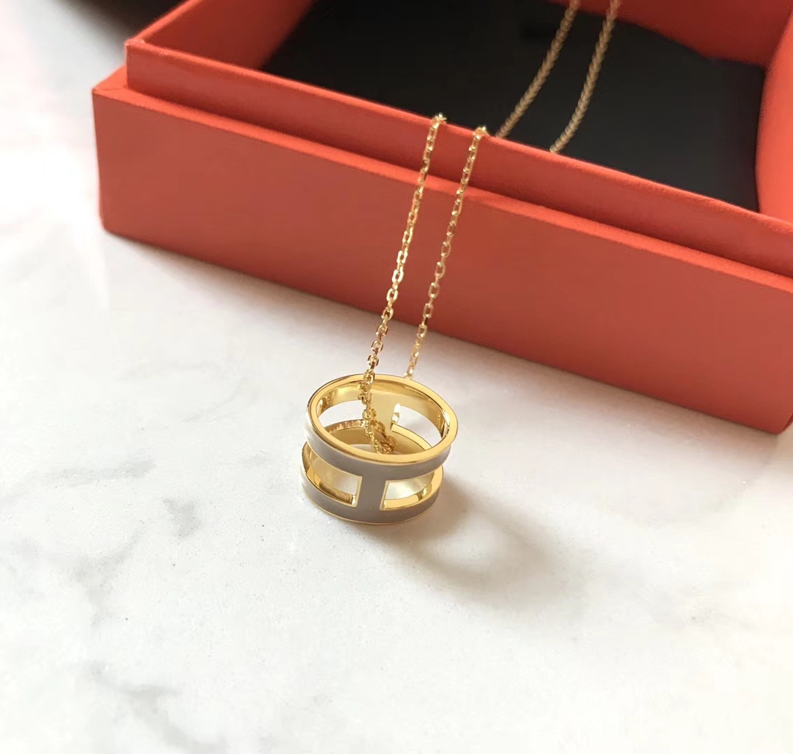 Hermes necklace