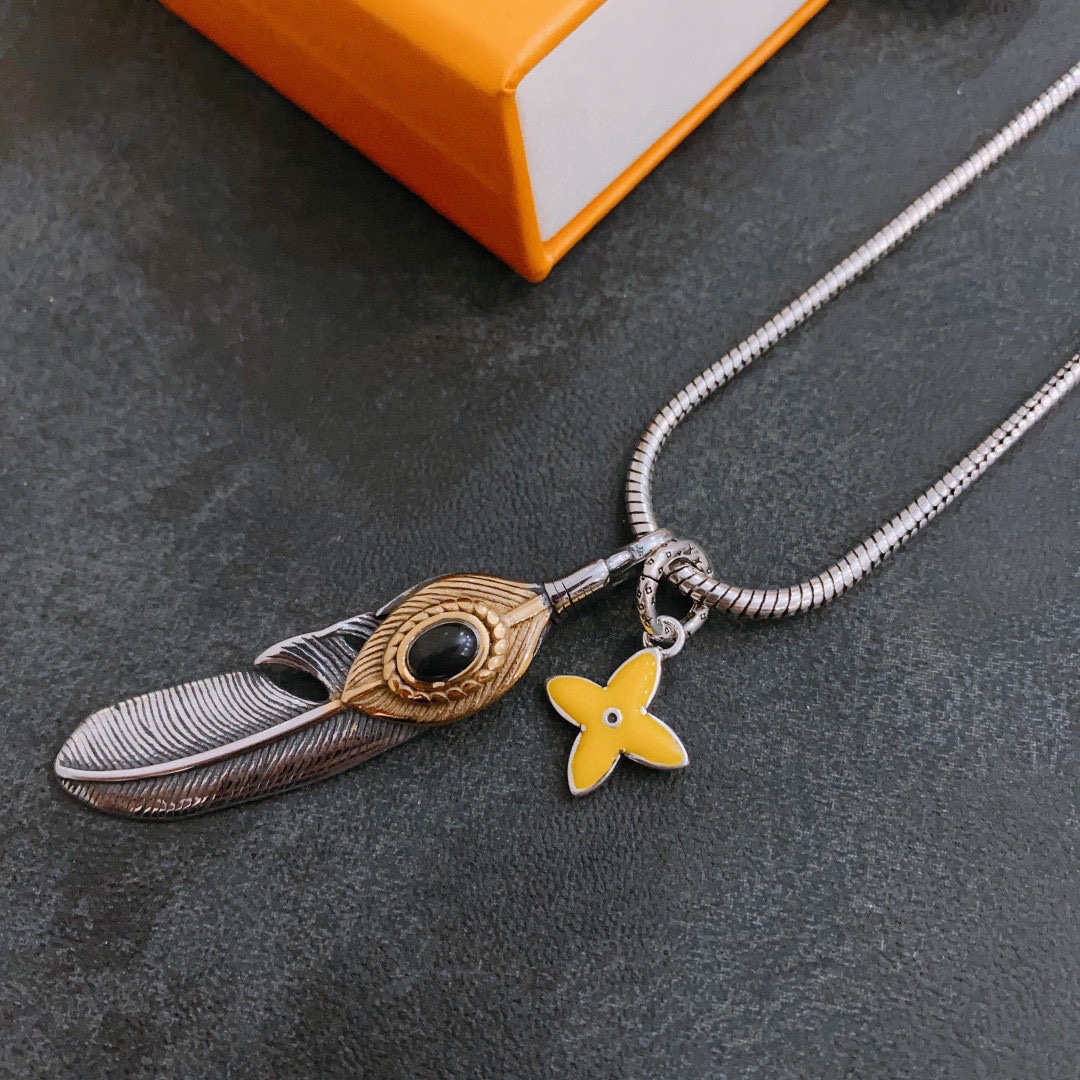 Louis Vuitton vintage silver necklace, couple's version, chain length 60 cm, changeable