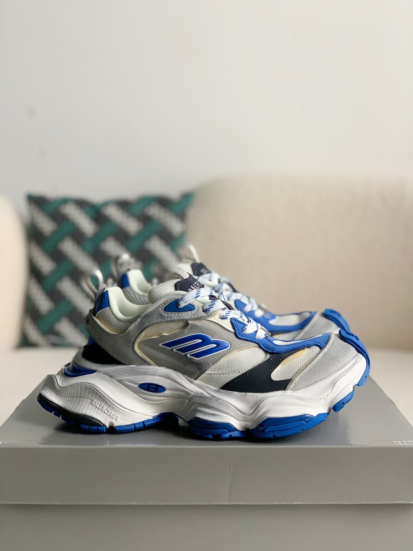 Balenciaga Runner Sneaker