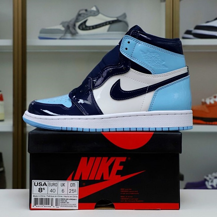 WMNS AIR JORDAN 1 RETRO HIGH OG BLUE CHILL