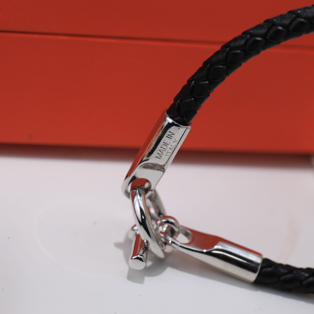 Hermes bracelet