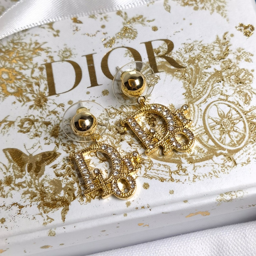 Dior stud earrings