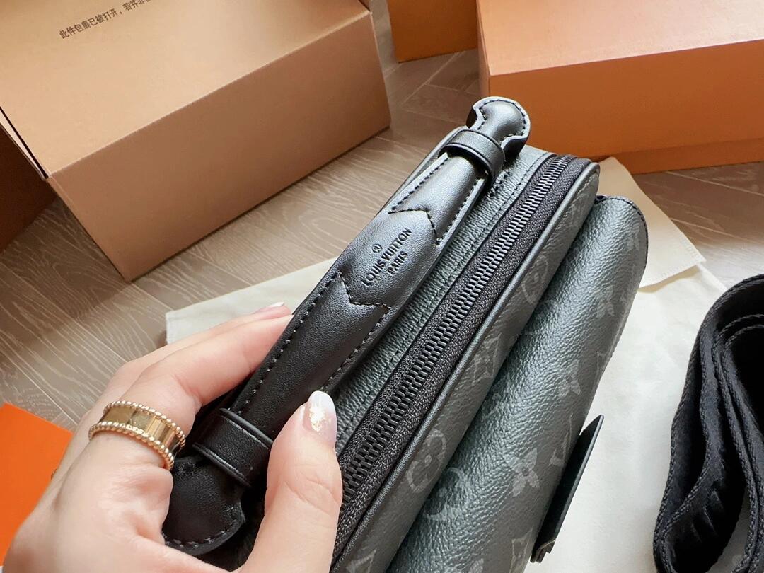 Louis Vuitton Crossbody Bag