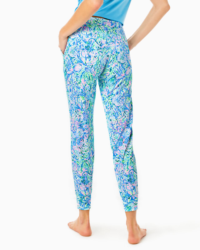 UPF 50+ Luxletic 28" Island Jogger | Lilly Pulitzer Outlet