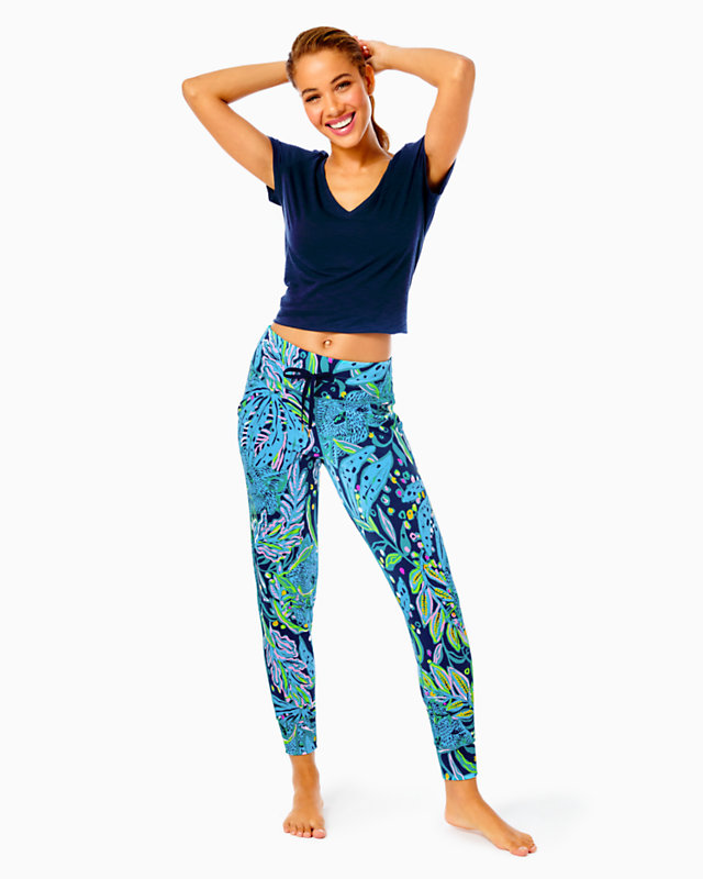 UPF 50+ Luxletic 28" Island Jogger | Lilly Pulitzer Outlet
