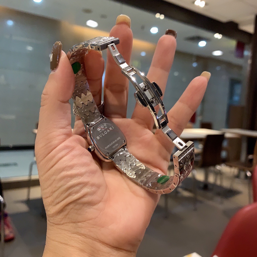 🔥🔥🔥 Bulgari BVlgari Full Diamond New and Upgraded Wristwatch