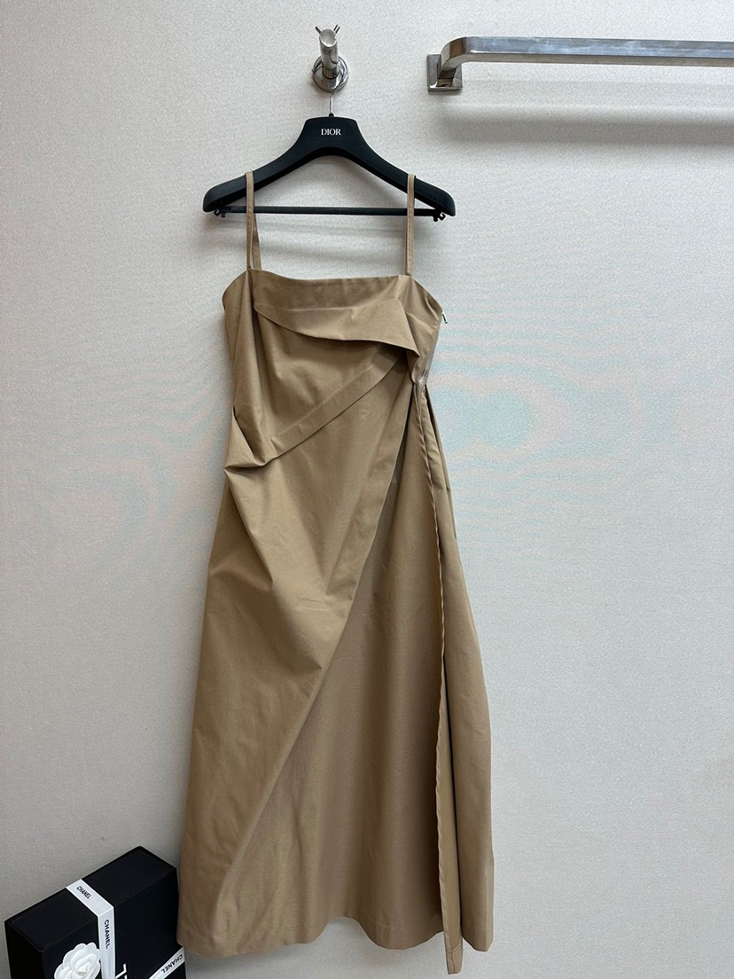 New ❤️ Dior * Summer New French Tea Break Color Strap Dress