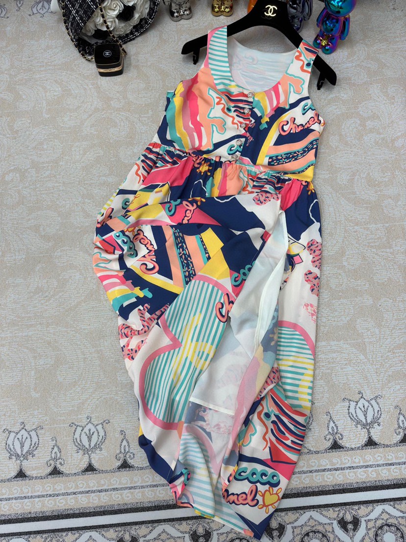 New Chanel 23 Spring/Summer New Colorful Tie Dye Print Strap Dress