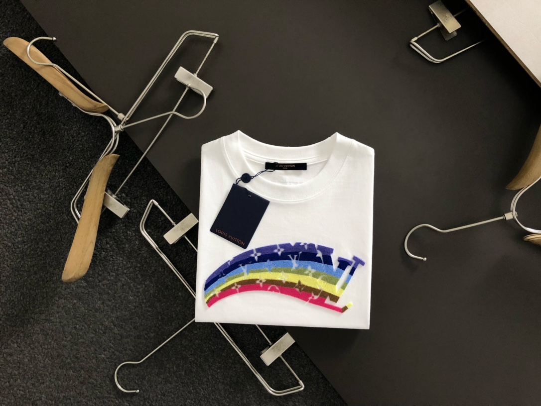 New  Louis  Vuitton Top grade black vintage rainbow toothbrush embroidery classic short sleeves