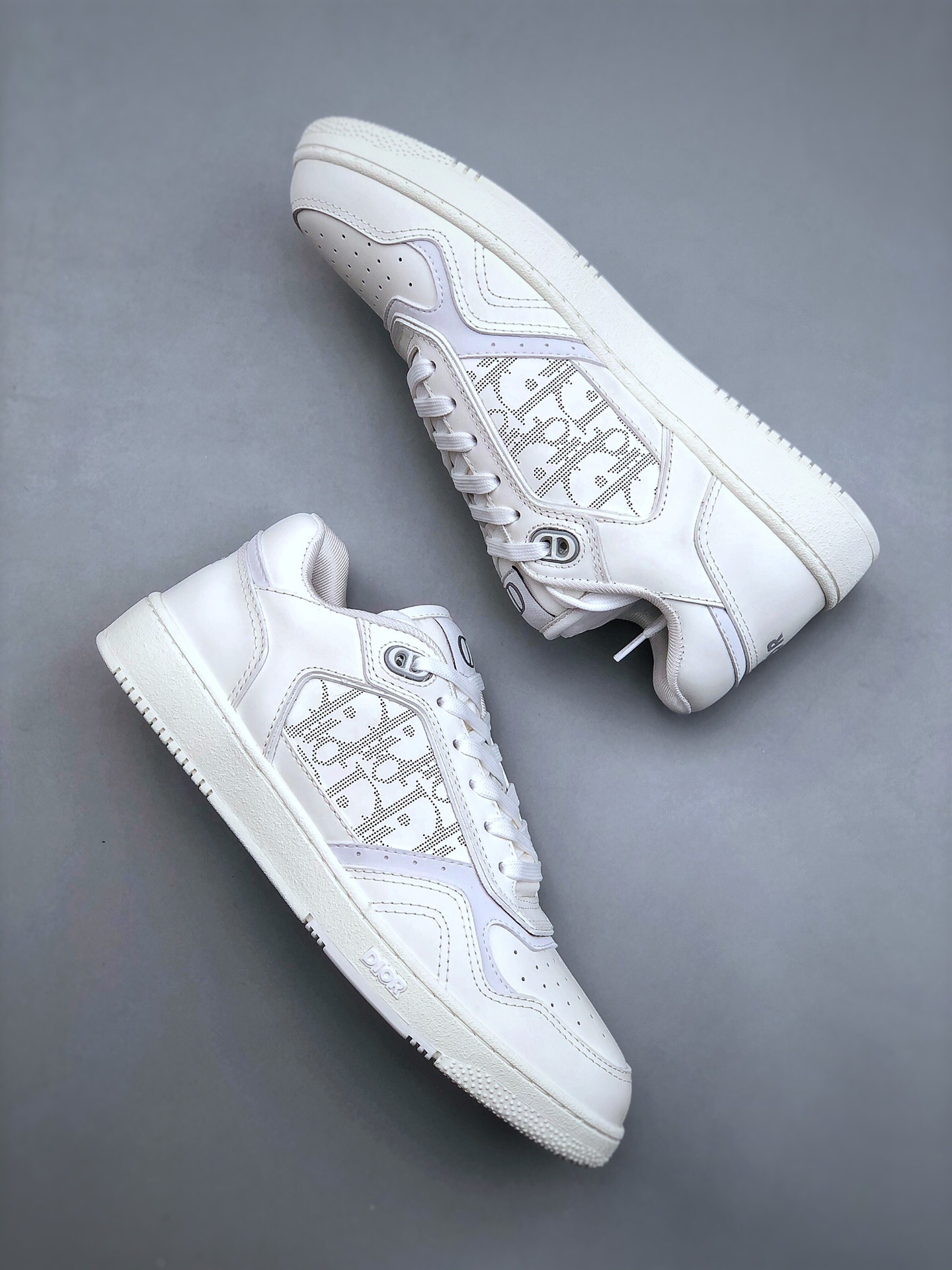 New Dior B27 series of top edition board shoes on the market