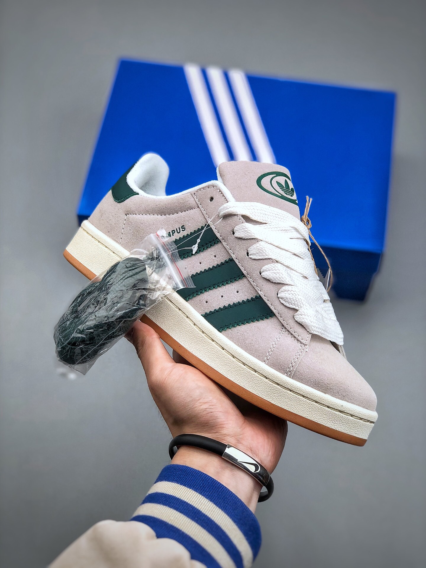 New Adidas Clover Campus 00s Bread Shoes Vintage Casual Board Shoes