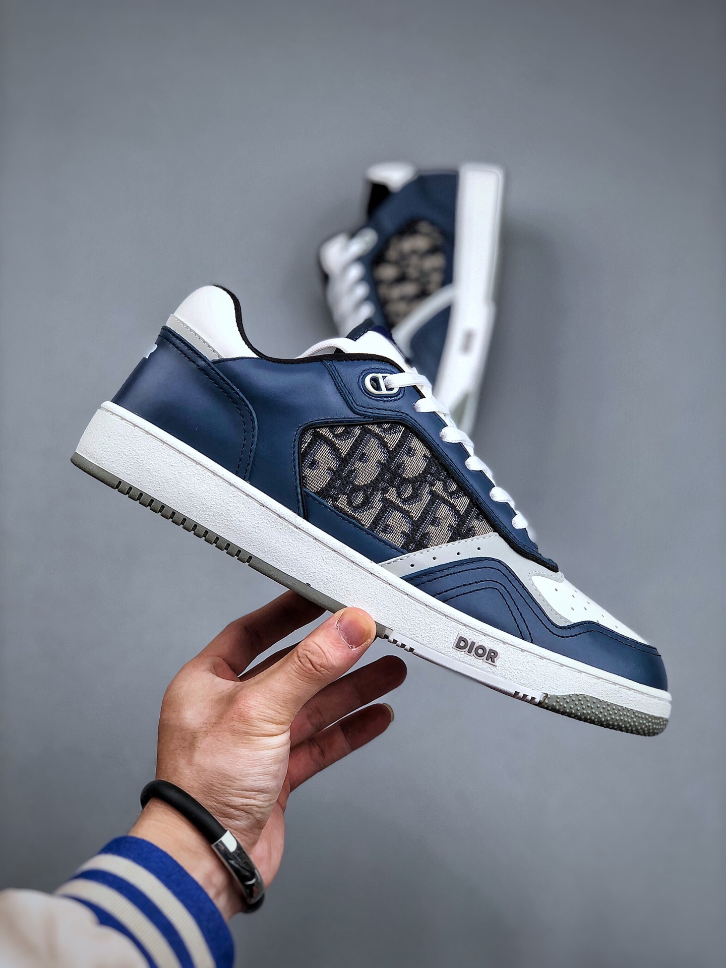 New Dior B27 series of top edition board shoes on the market