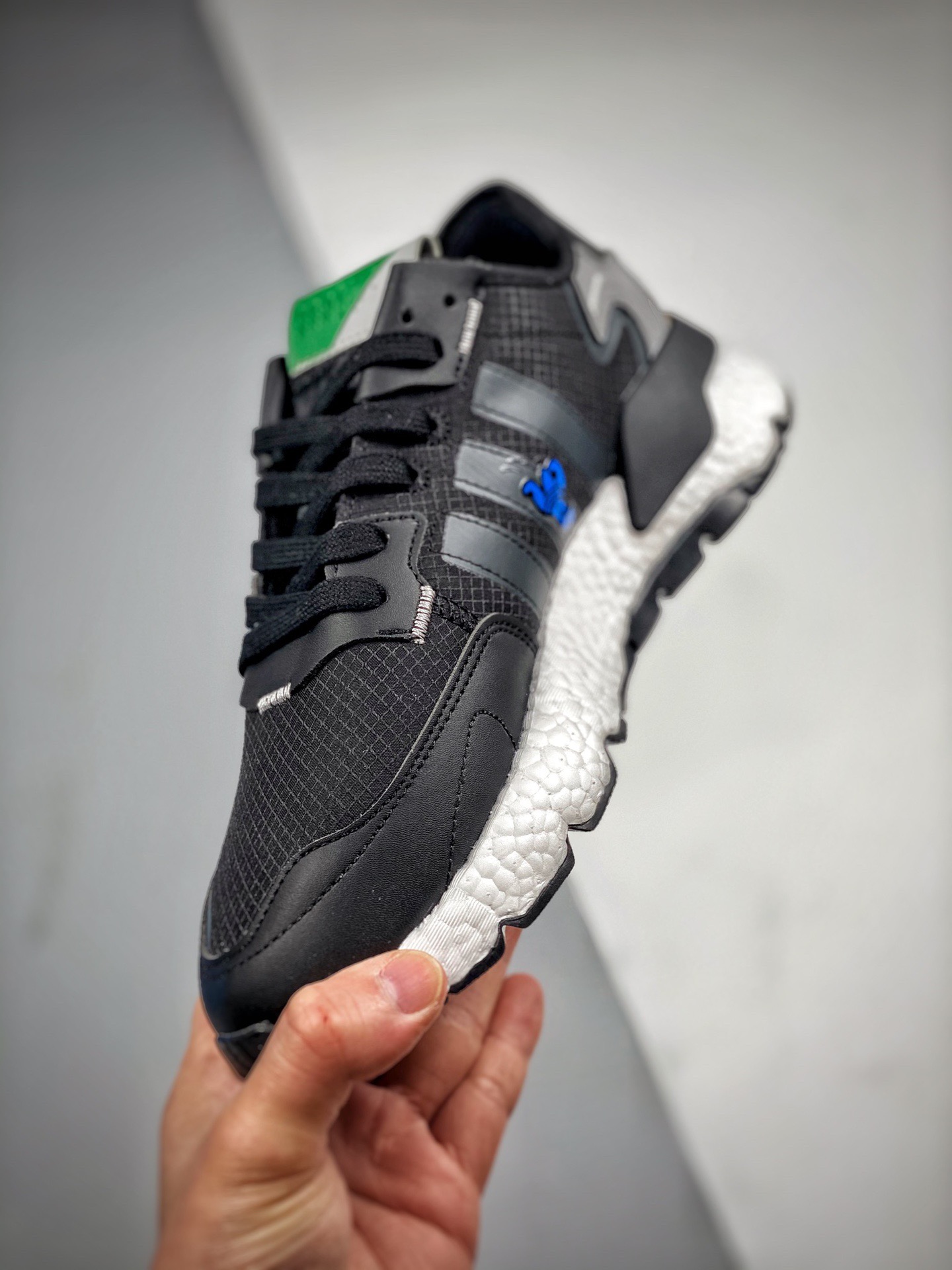 New Adidas Adidas nite jogger Clover Nightwalker Retro Running Shoe