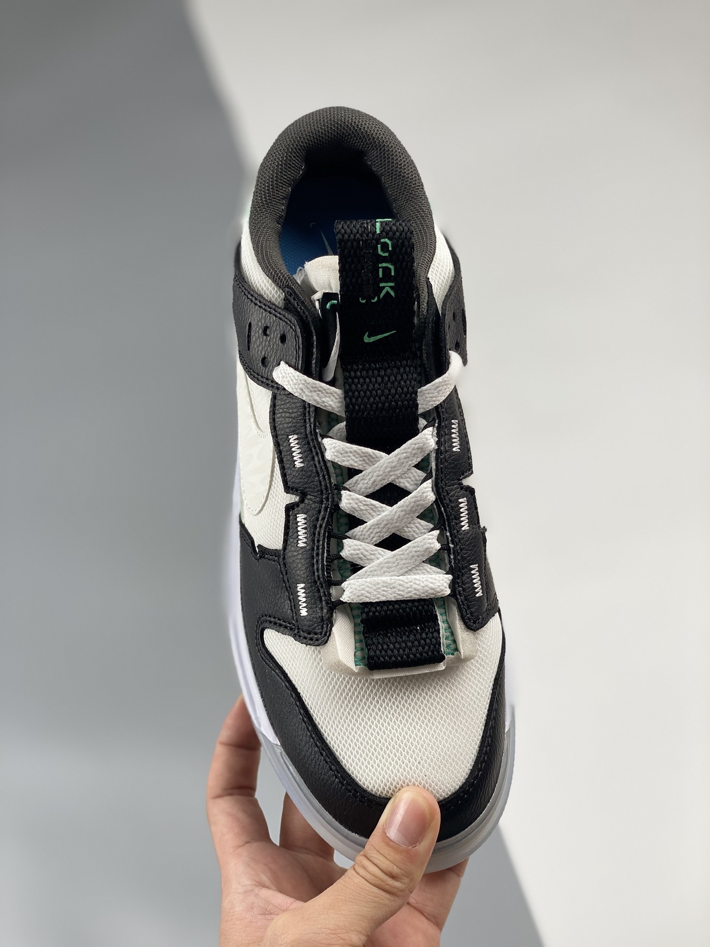 New Vintage low cut casual sports skateboard shoes