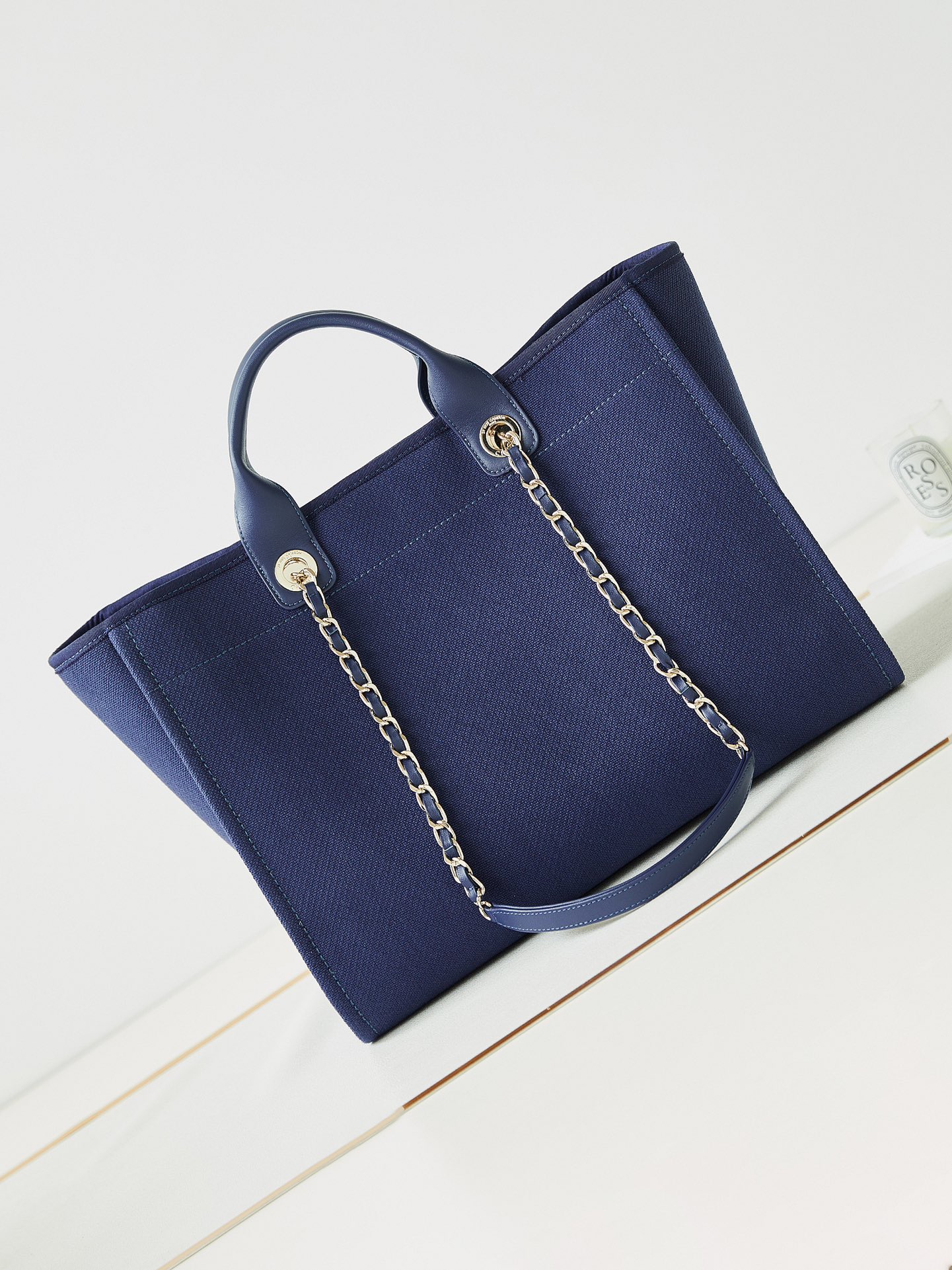 New Chanel 23k Chanel's latest beach bag panda color scheme 🐼