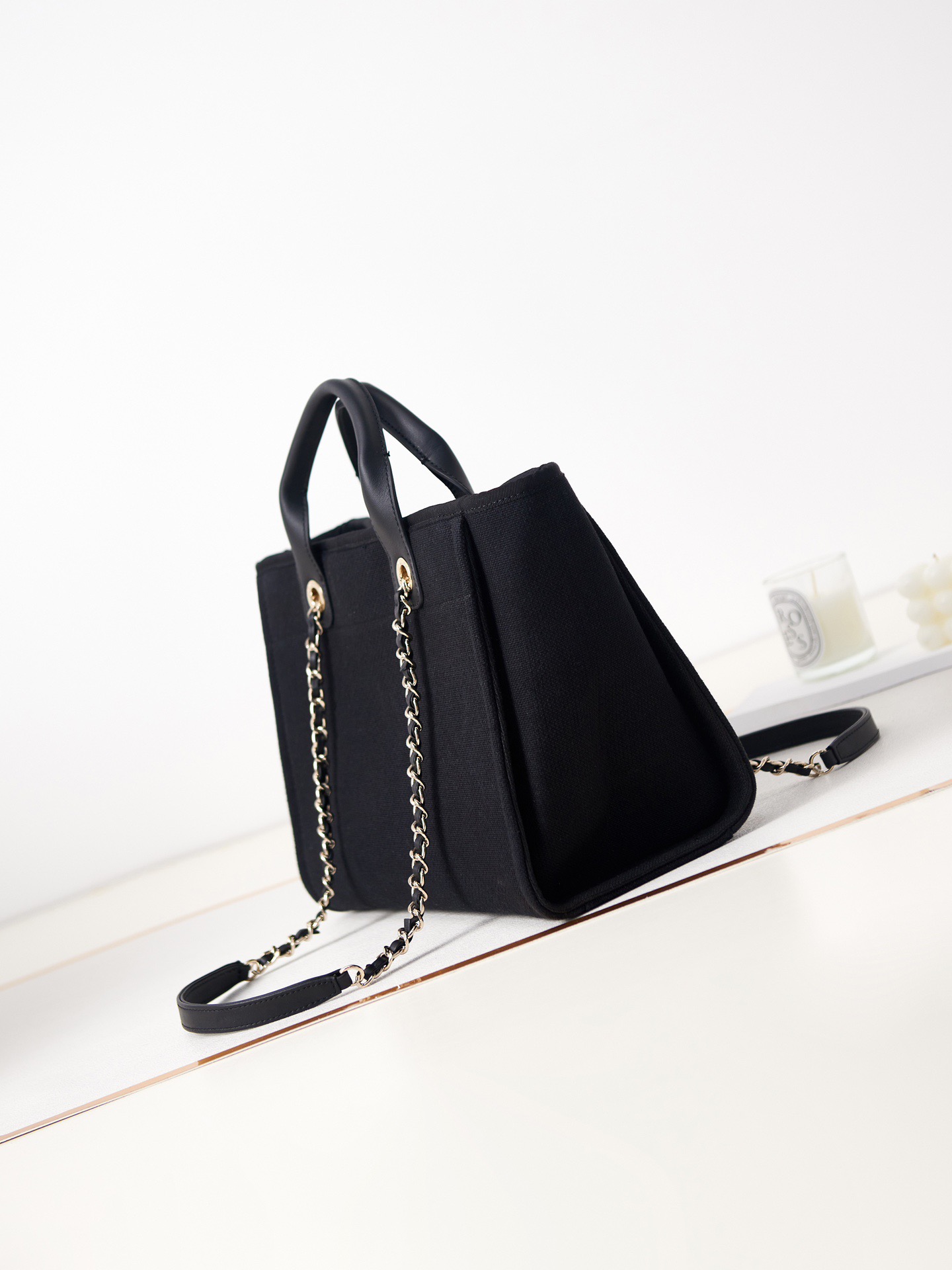 New Chanel 22s Chanel's latest beach bag panda color scheme 🐼