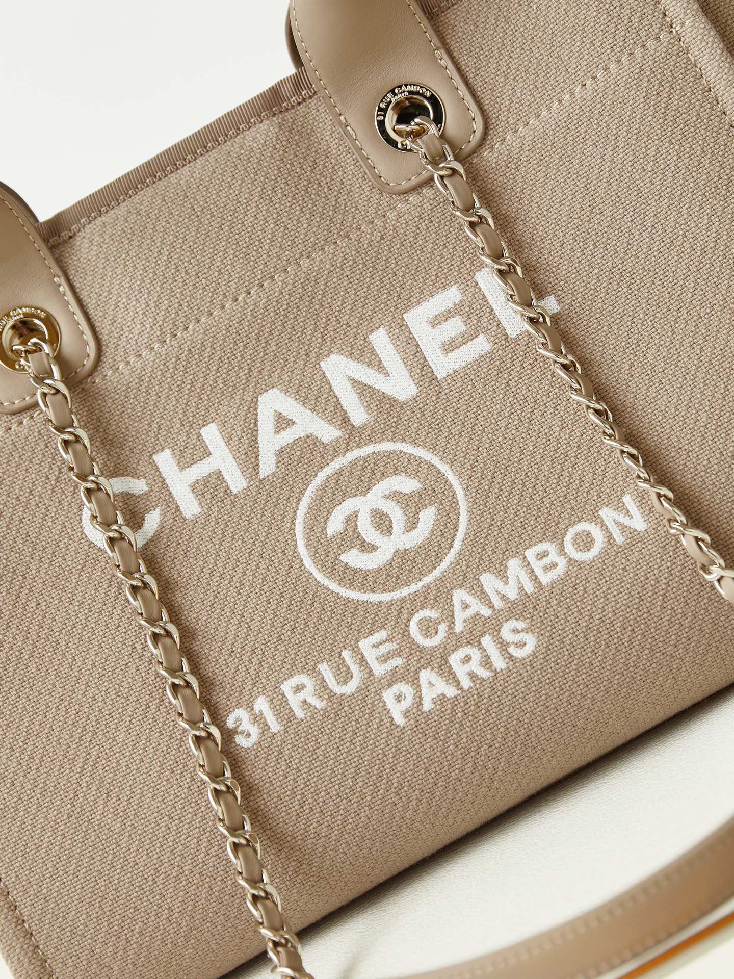 New Chanel 22s Latest Beach Bag Chanel Panda Color Matching 🐼