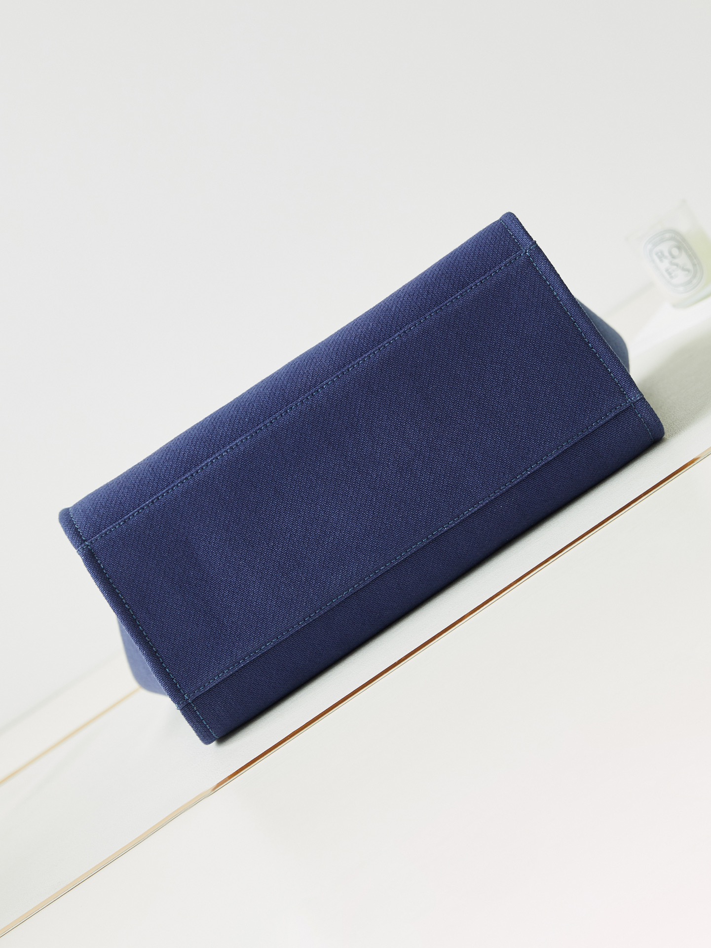 New Chanel 23k Chanel's latest beach bag panda color scheme 🐼