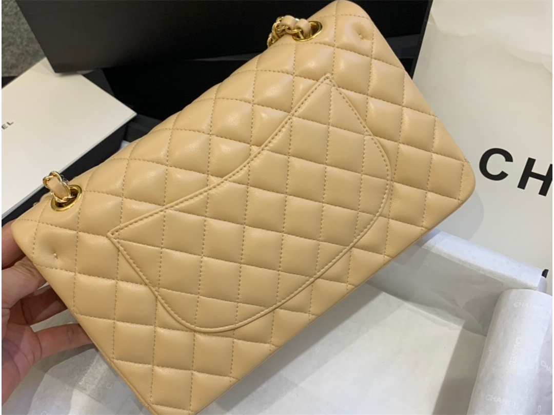 New Chanel bag medium CF 25cm classic and elegant temperament