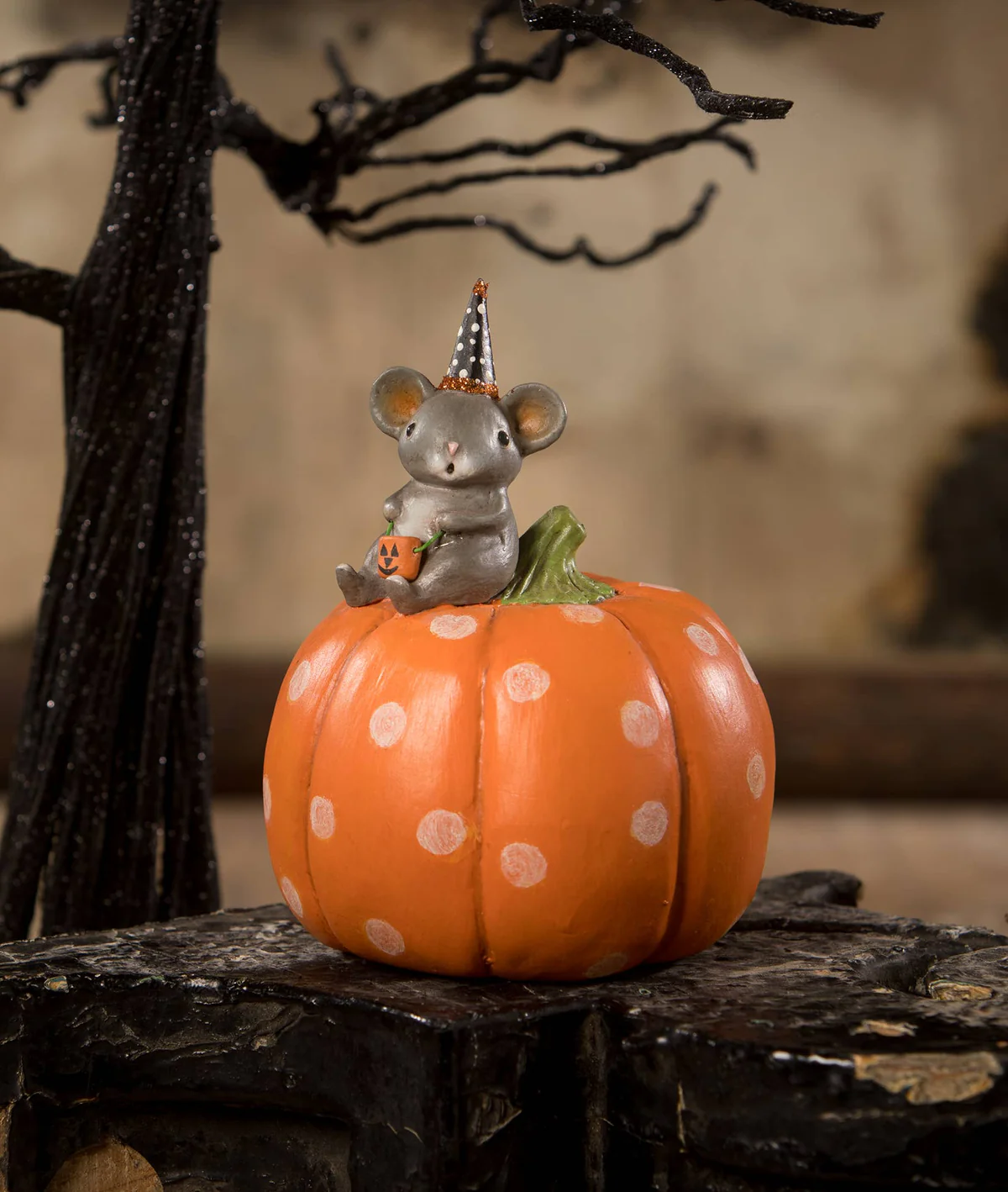 Halloween Mouse on Pumpkin