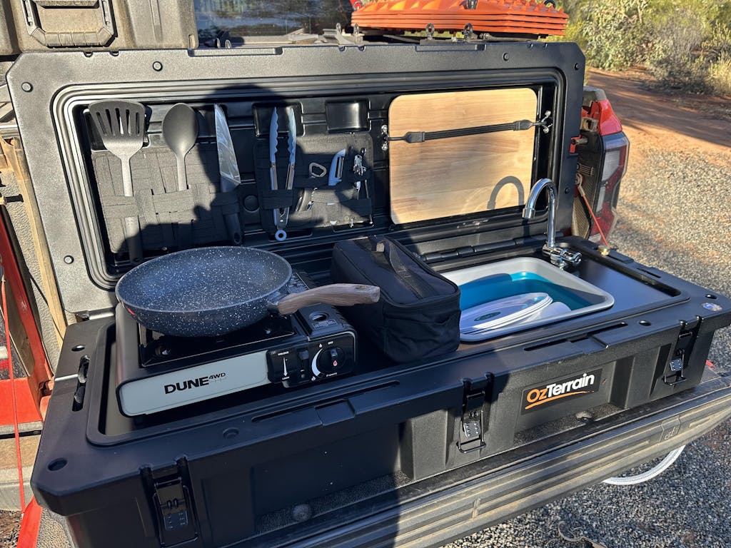 💥Clearance sale🔥OzTerrain Portable Kitchen- 12V with Pump