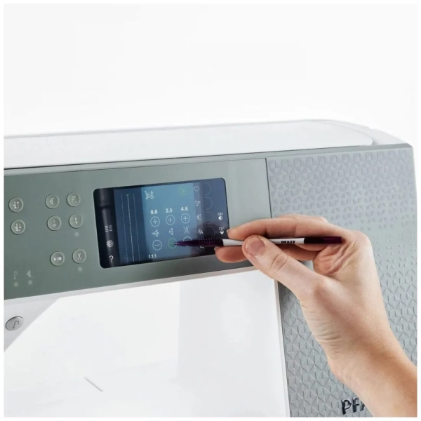 PFAFF Machine à coudre Expression 720 Quilt spéciale Edition + Table d'extension + set de couture n°1 offert