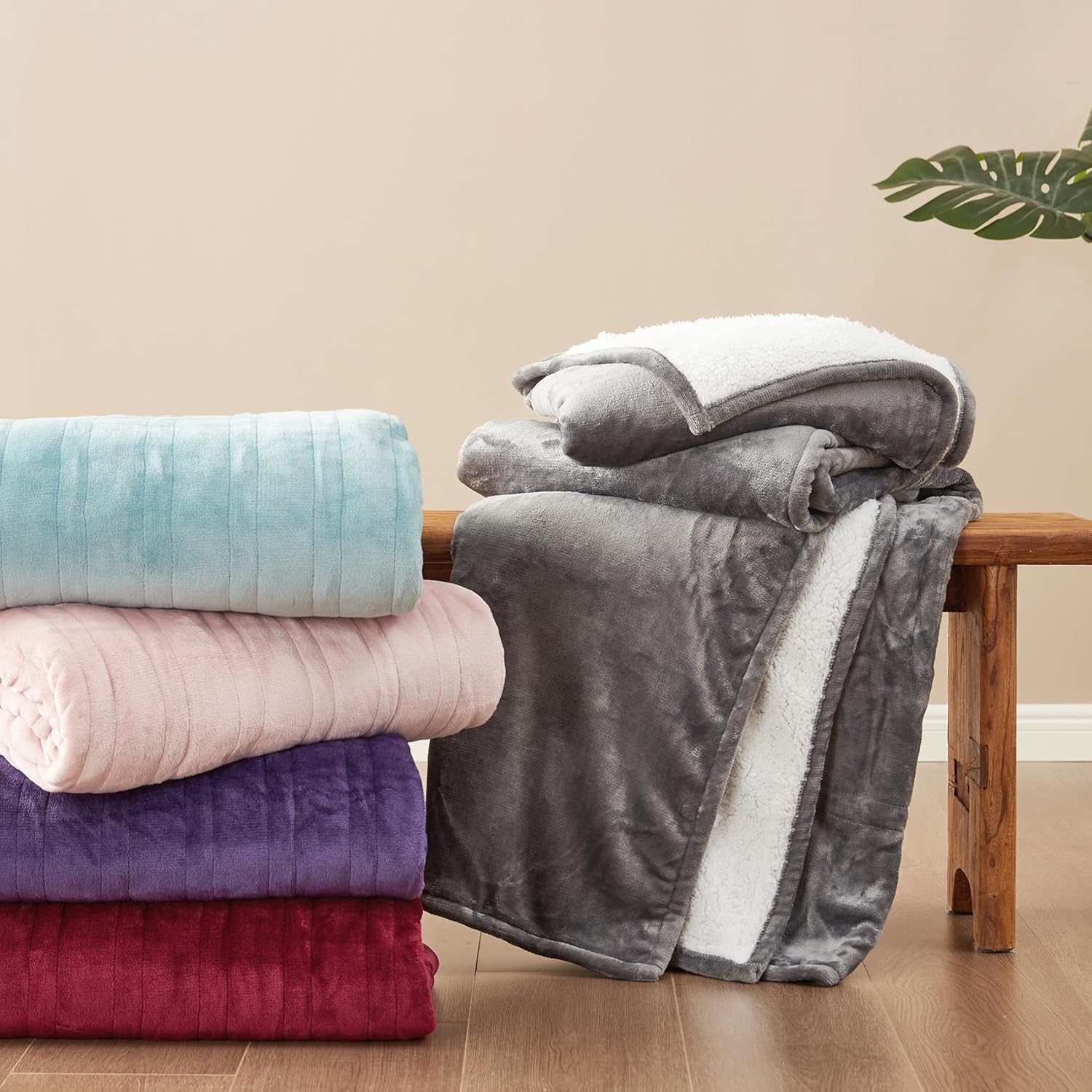 EHEYCIGA Heated Blanket Electric Blanket Throw - Heating Blanket with 9 Heating Levels & 10 Hours Auto Off, Soft Cozy Sherpa Washable Blanket with Fast Heating, 50 x 60 Inches