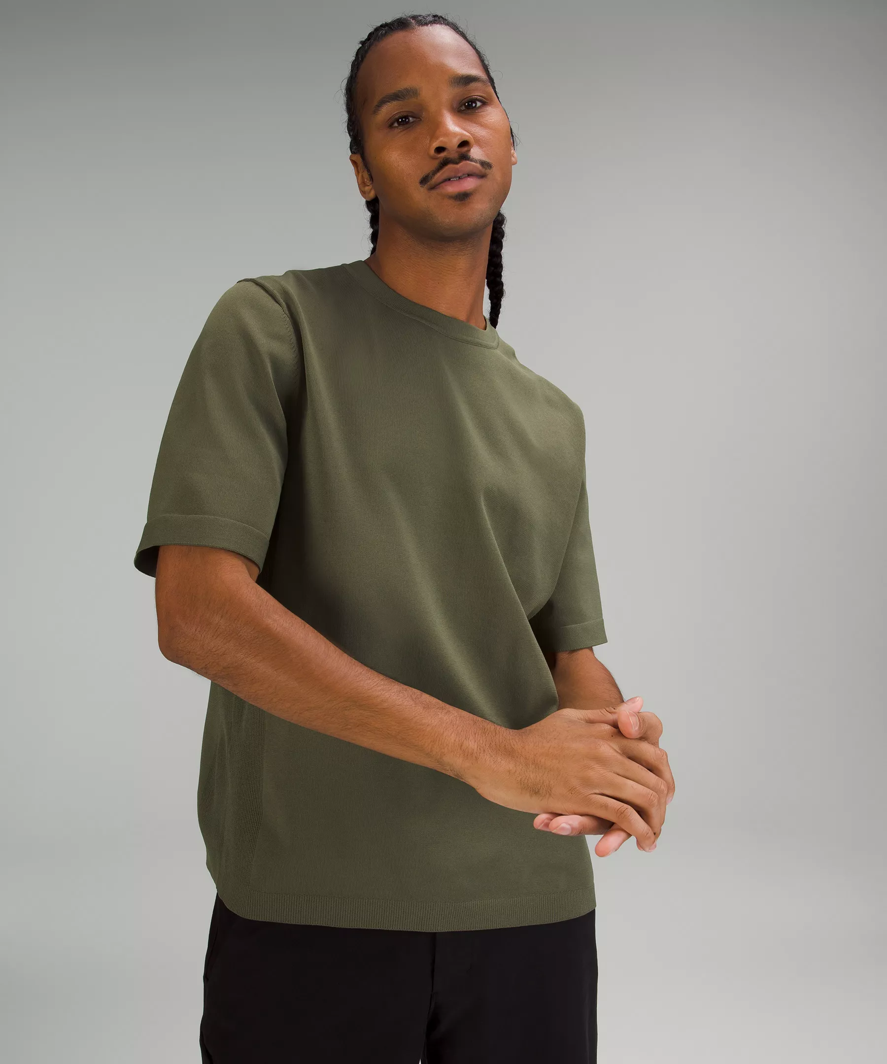 Lightweight Knit Short-Sleeve Crew Medium Olive