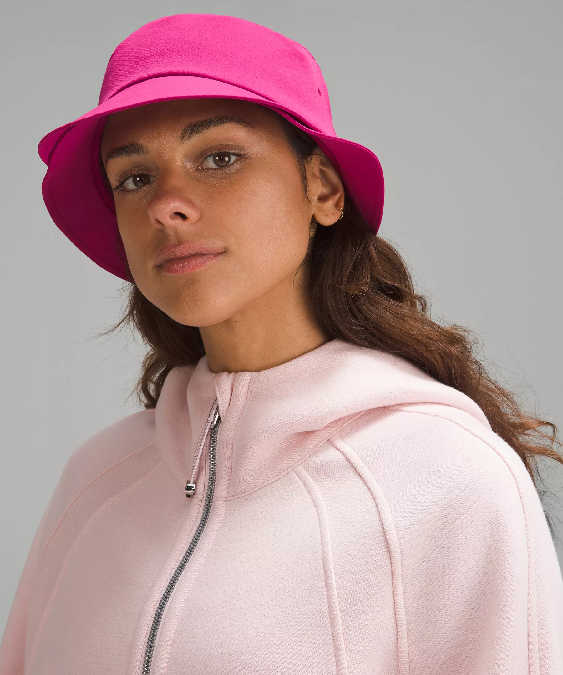 Women's Wide Brim Bucket Hat Wild Berry