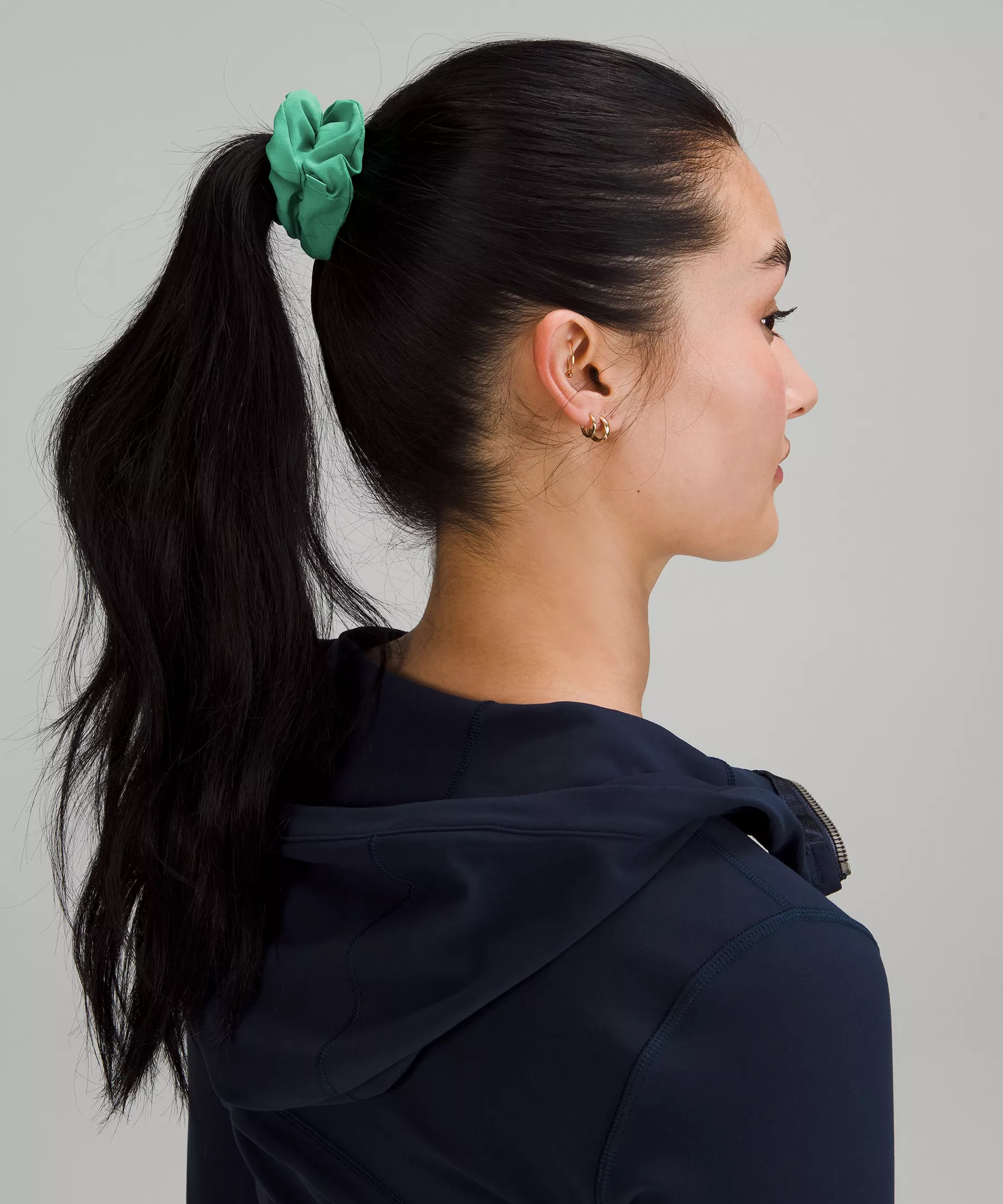 Uplifting Scrunchies *7 Pack True Navy/Wild Indigo/Maldives Green/Mint Moment/Pink Peony/White/Luminescent Floral Multi