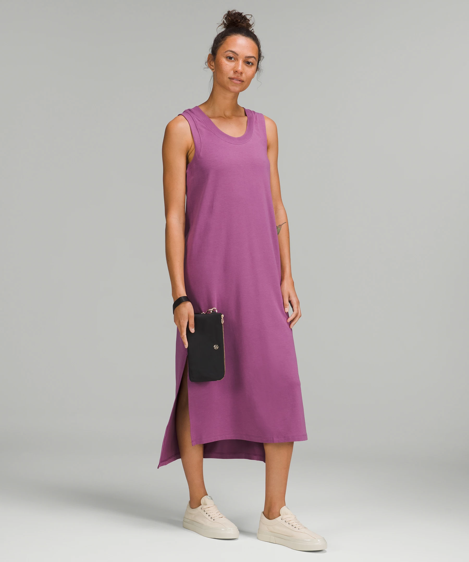 Curved Wristlet black/gold