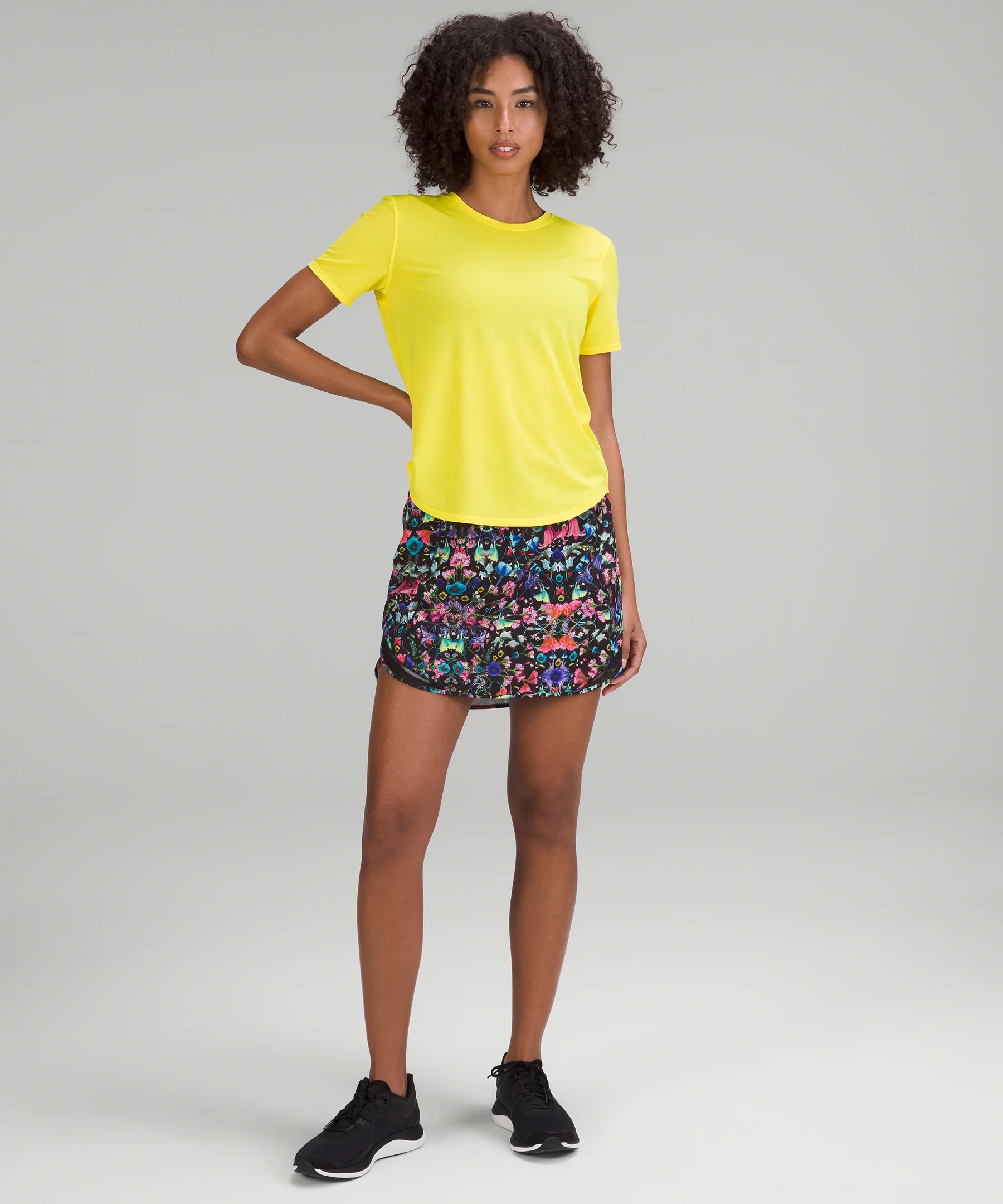 Hotty Hot High-Rise Skirt *Long Flowerscope Black Multi/Black