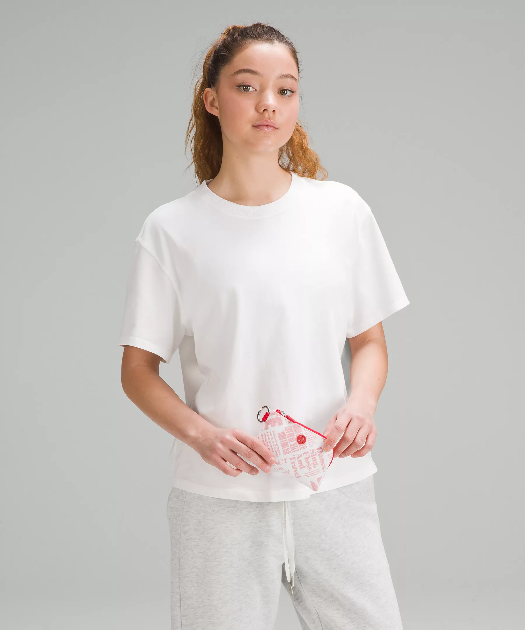 Clippable Card Pouch *Manifesto Print White/Lulu Red