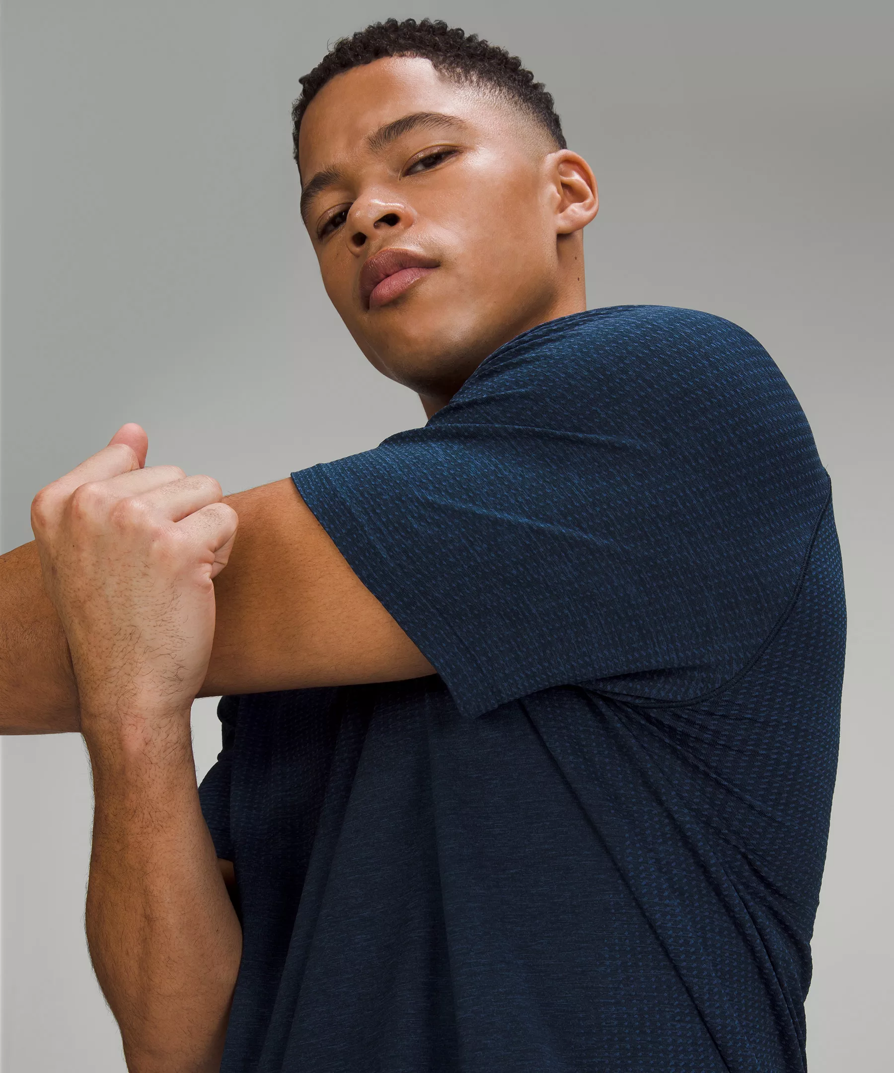 Metal Vent Tech Short-Sleeve Shirt *Updated Mineral Blue/True Navy