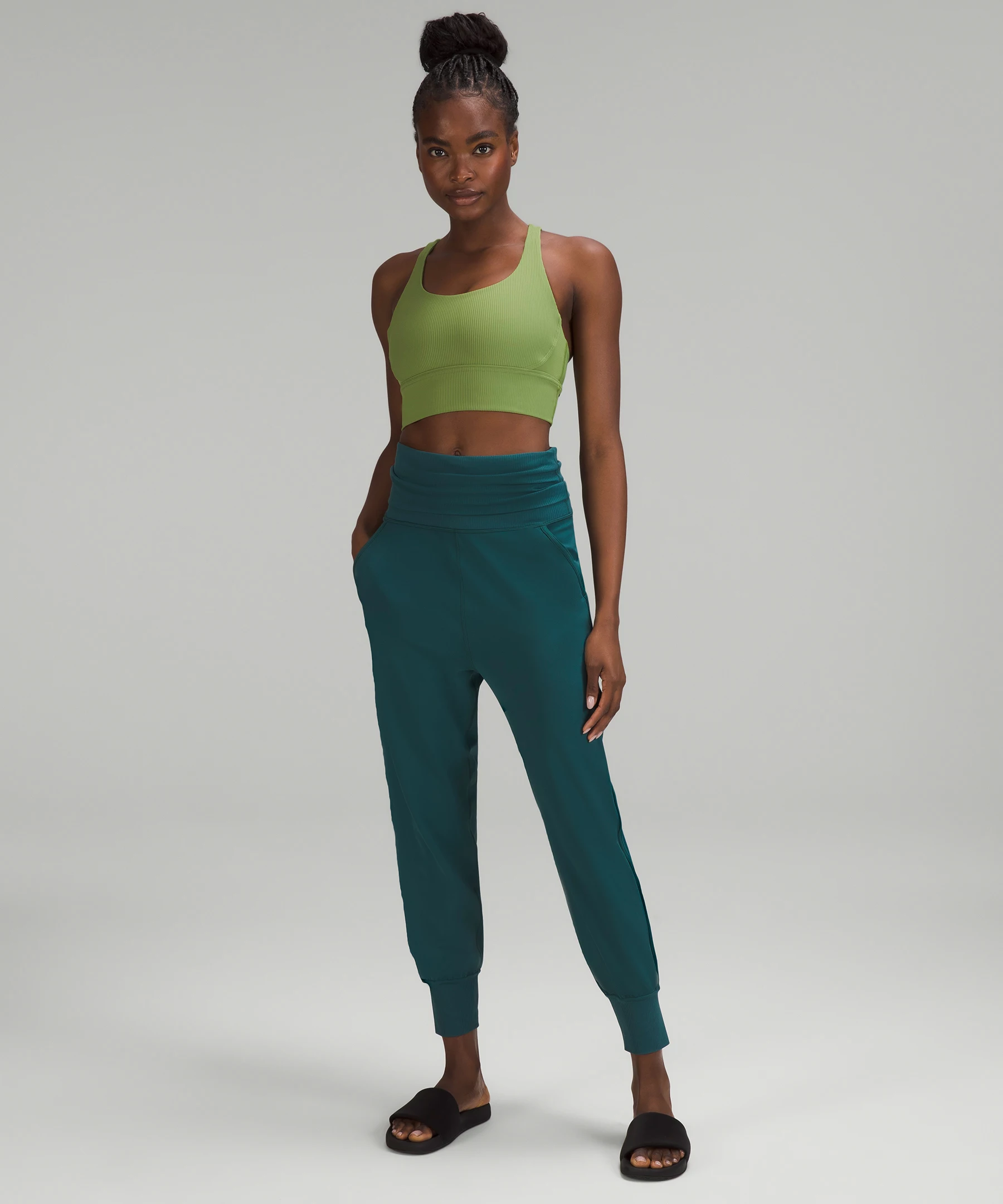 lululemon Align™ Super-High-Rise Ribbed-Waist Jogger *Full Length Online Only Green Jasper