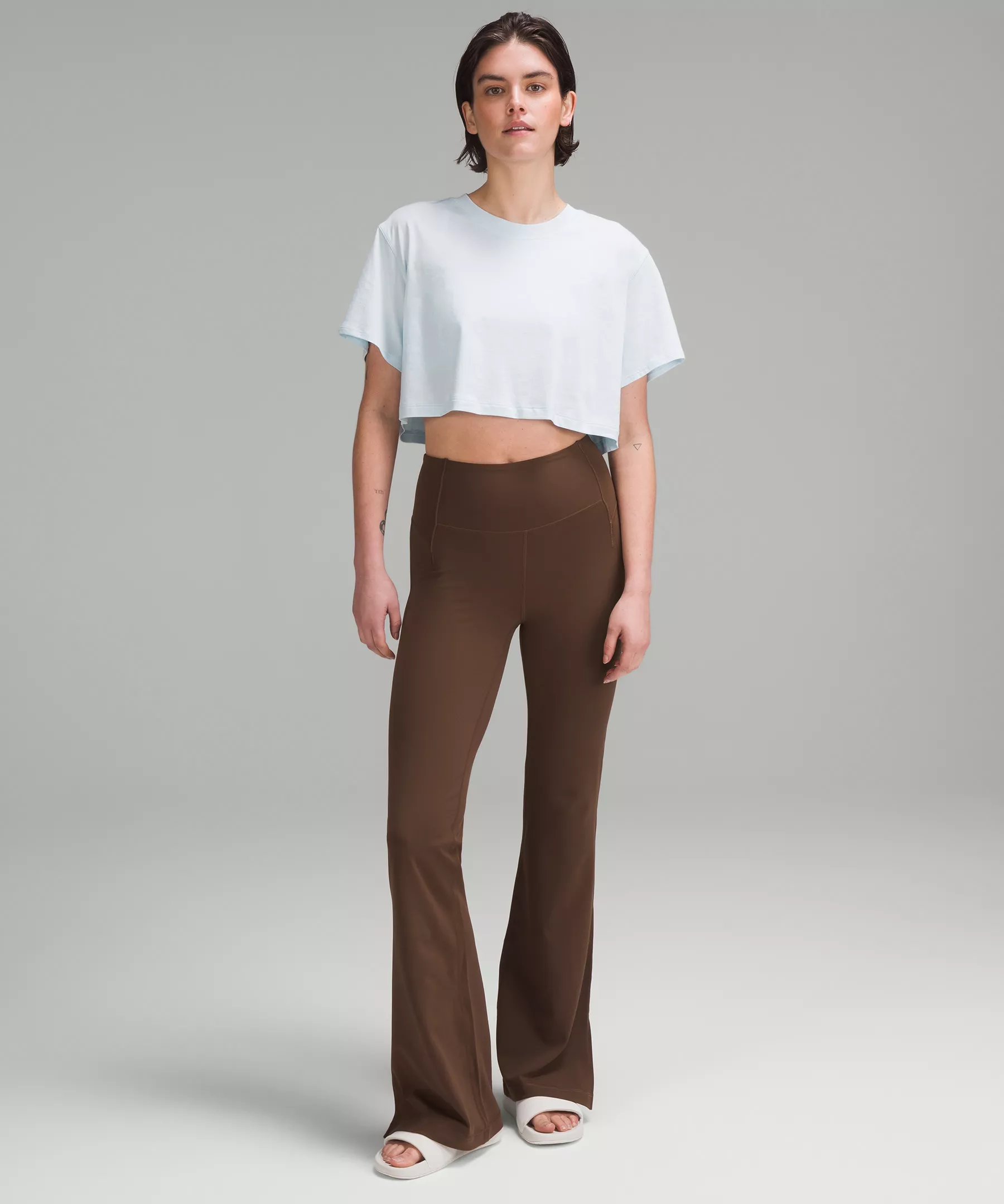Groove High-Rise Split-Hem Flared Pant *Nulu Java